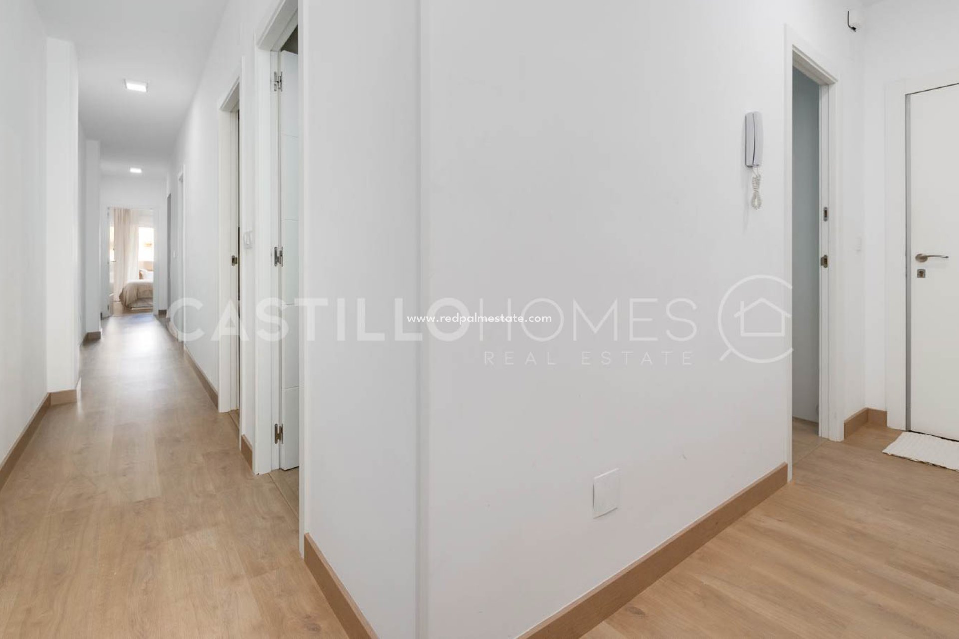 Reventa - Apartmentos -
Torrevieja - Playa de los Locos