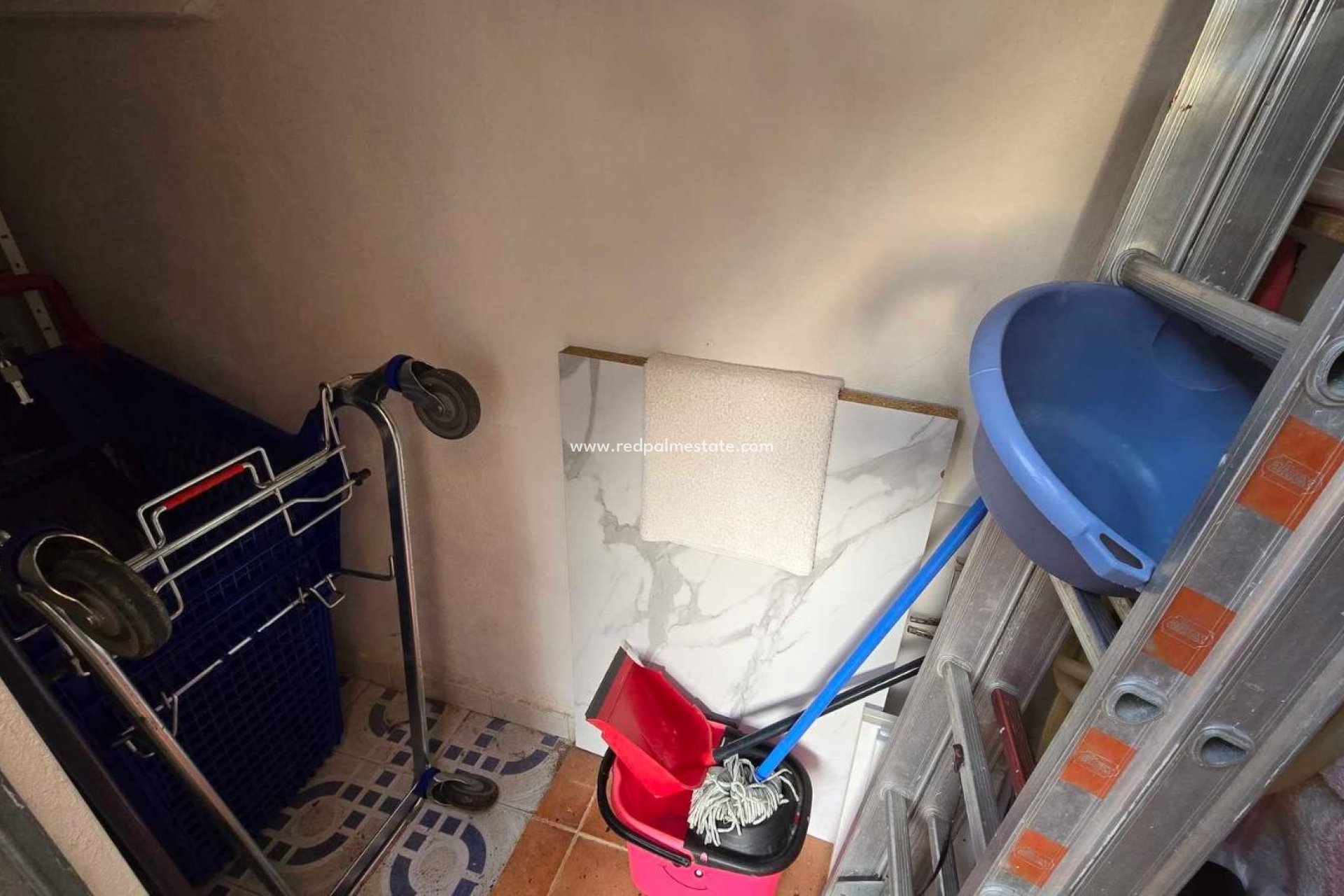 Reventa - Apartmentos -
Torrevieja - Playa de los locos