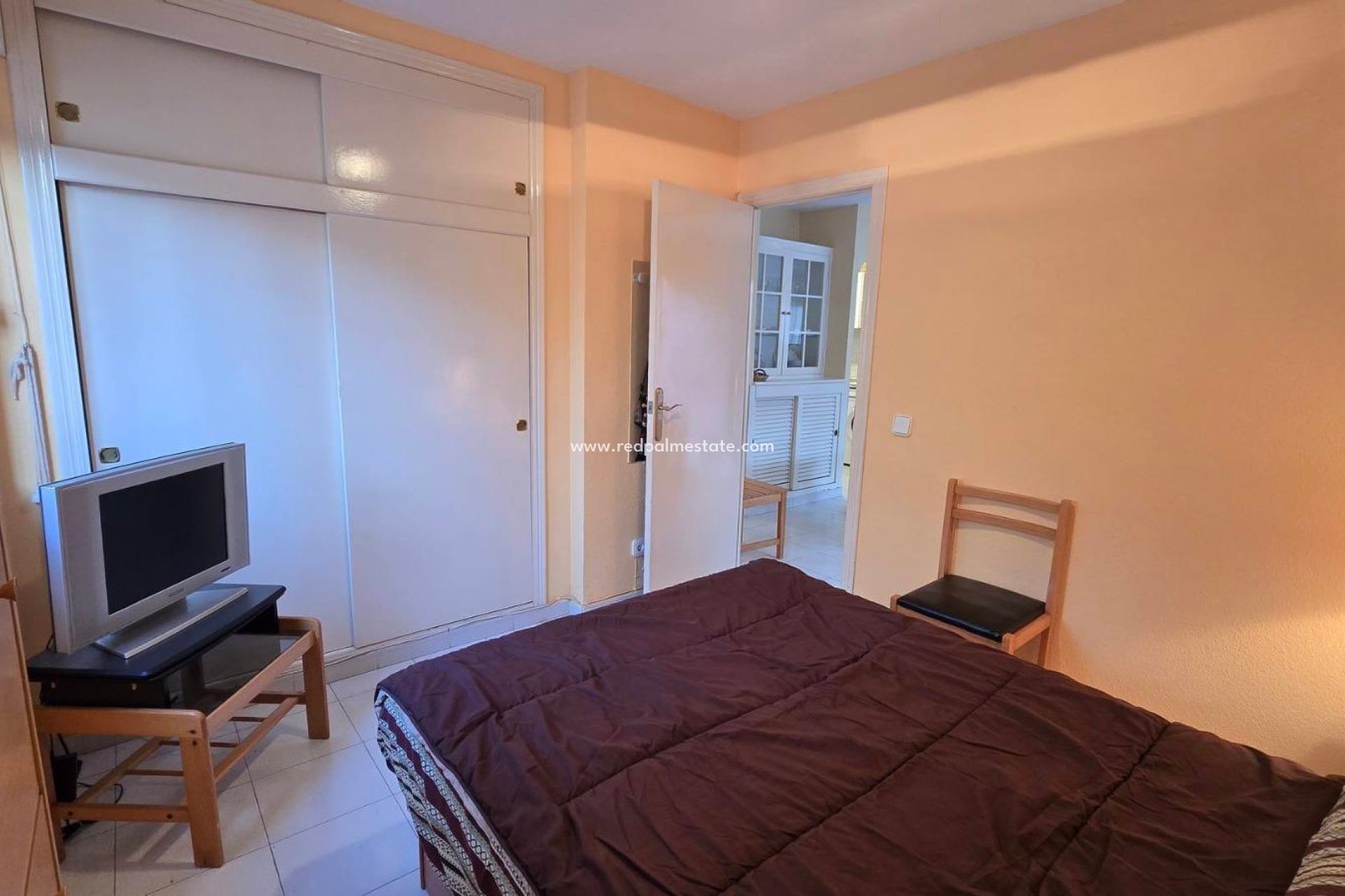 Reventa - Apartmentos -
Torrevieja - Playa de los locos