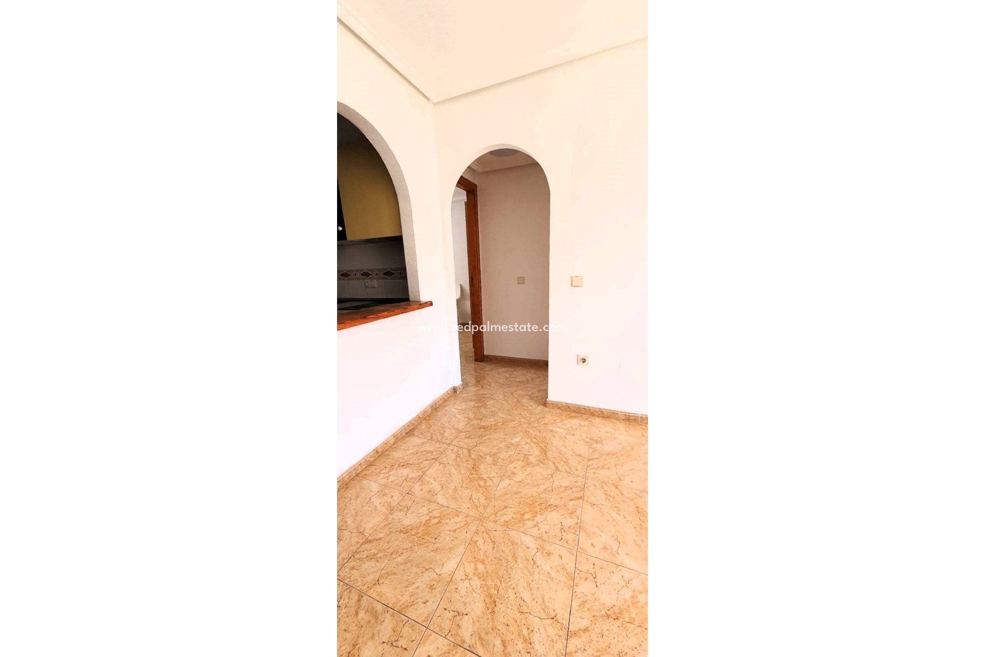 Reventa - Apartmentos -
Torrevieja - Playa de los Locos