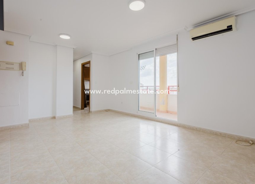 Reventa - Apartmentos -
Torrevieja - Playa de los locos