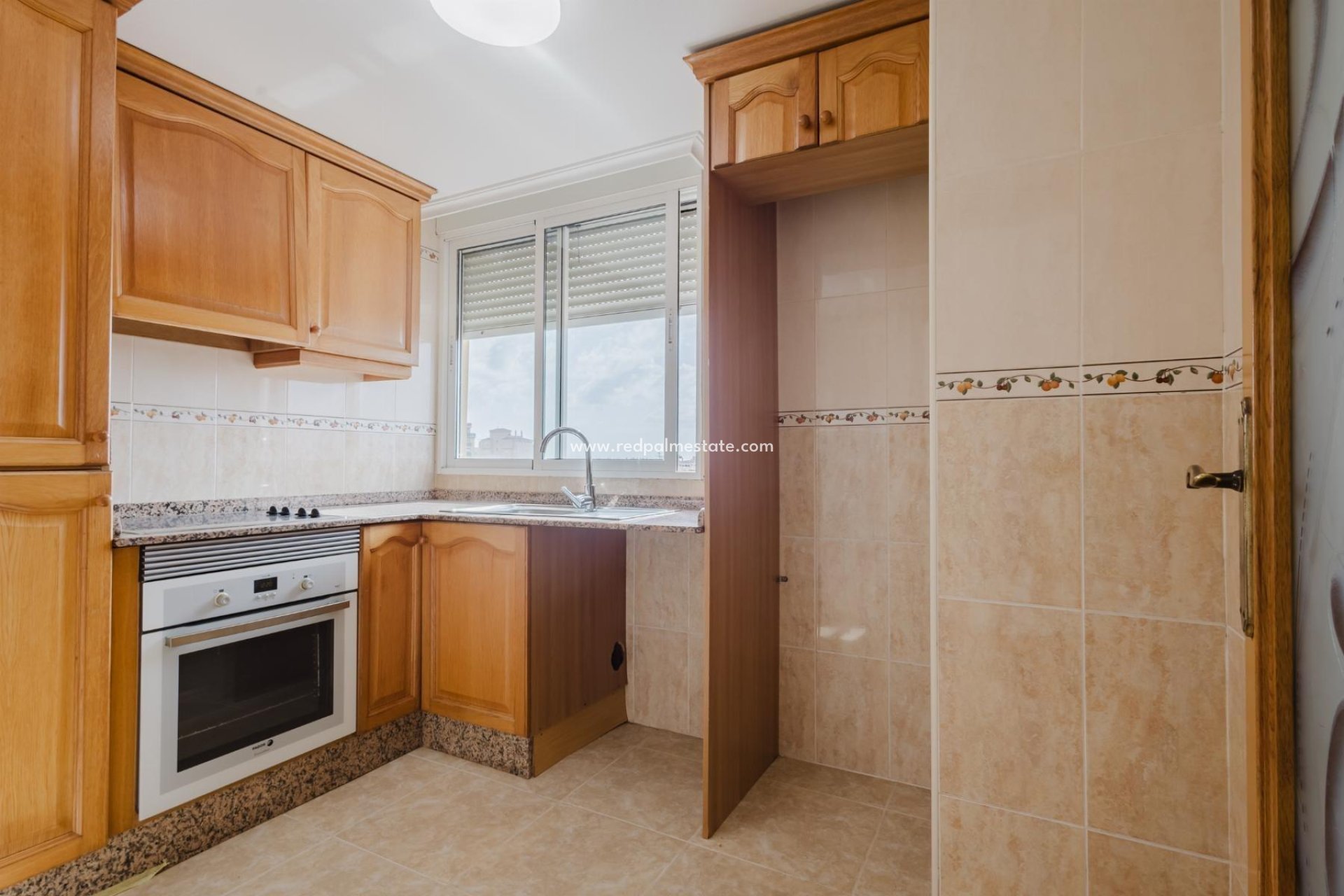Reventa - Apartmentos -
Torrevieja - Playa de los locos