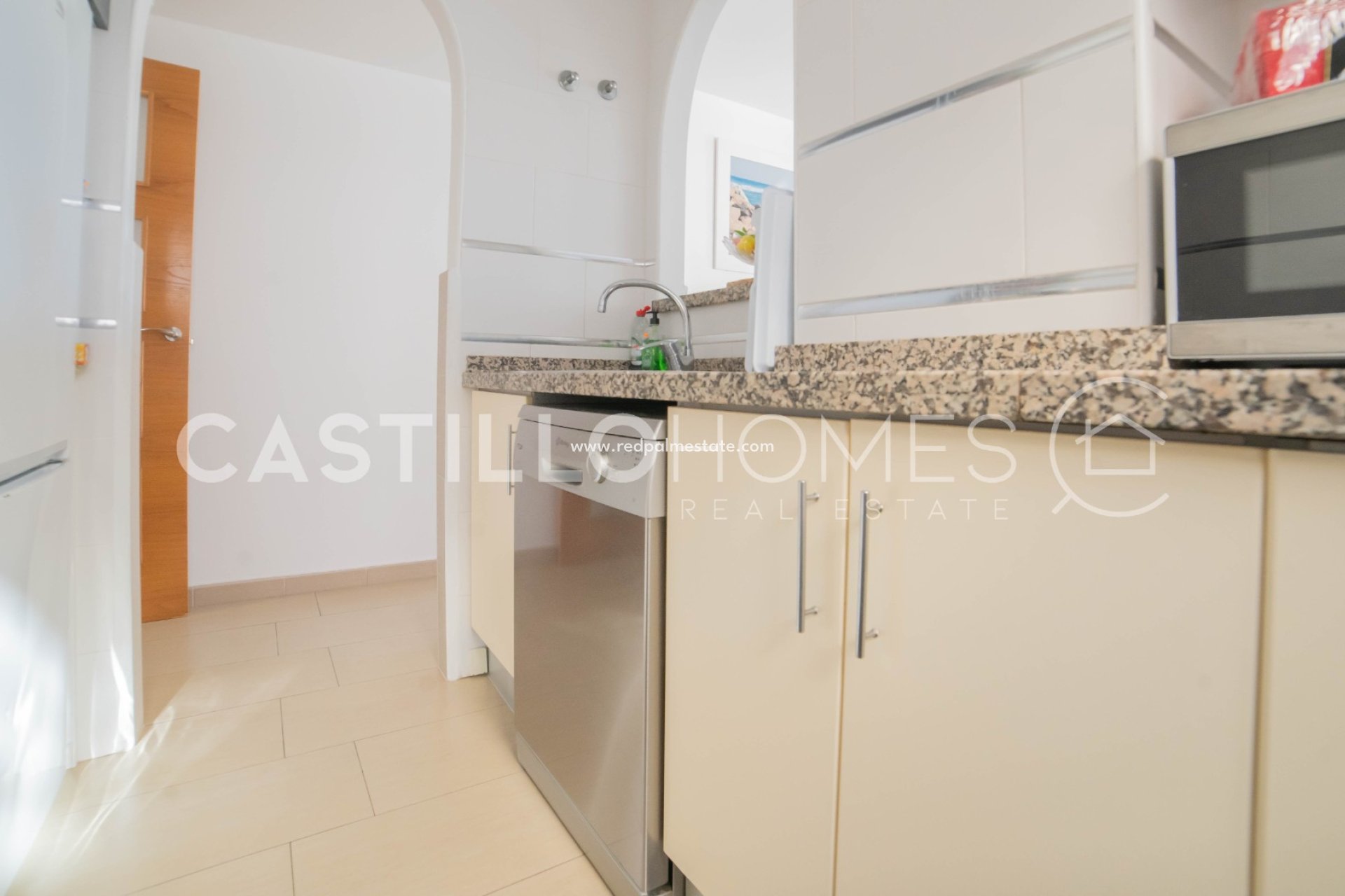 Reventa - Apartmentos -
Torrevieja - Playa de los Locos