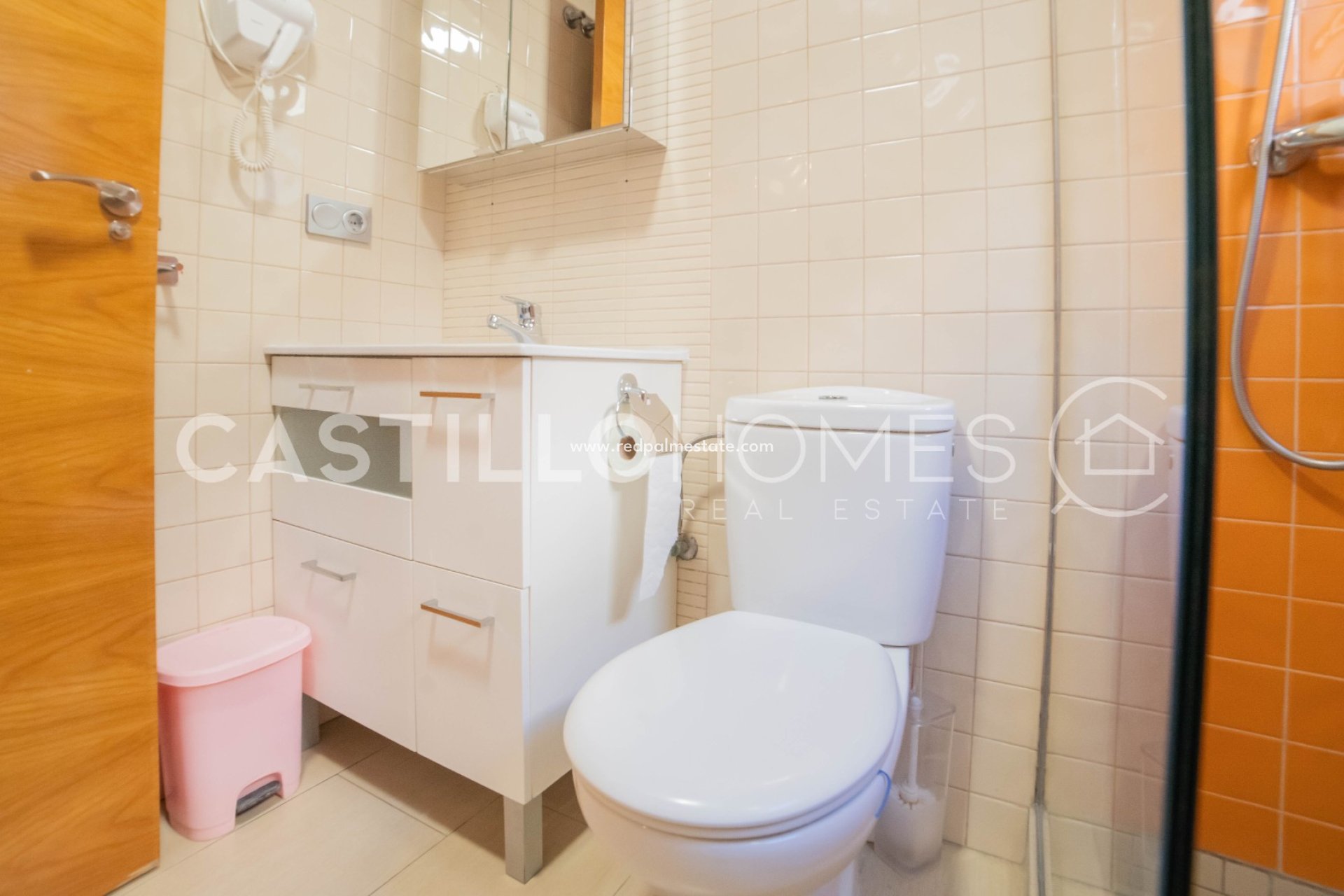 Reventa - Apartmentos -
Torrevieja - Playa de los Locos