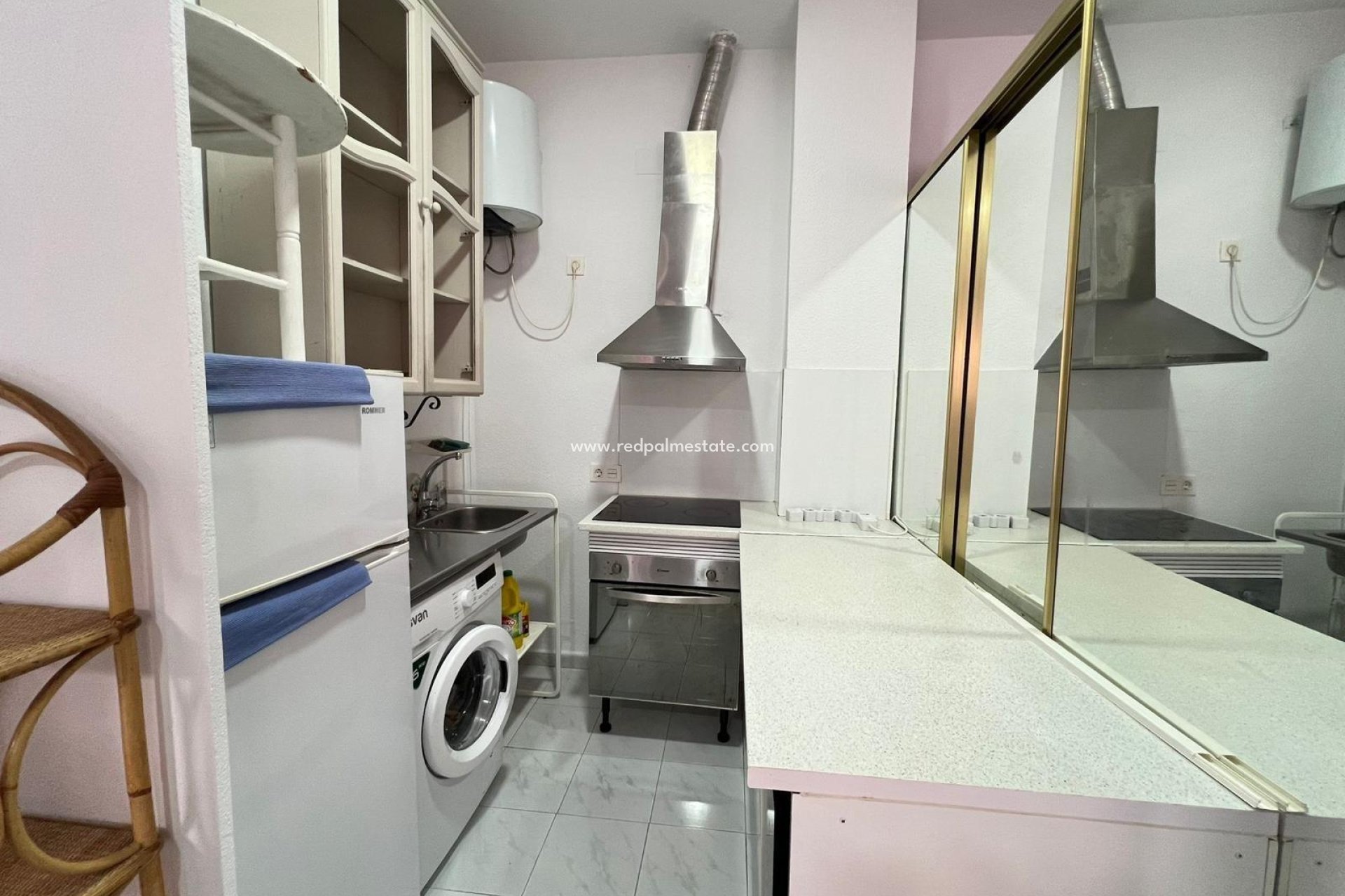 Reventa - Apartmentos -
Torrevieja - Playa de los Locos