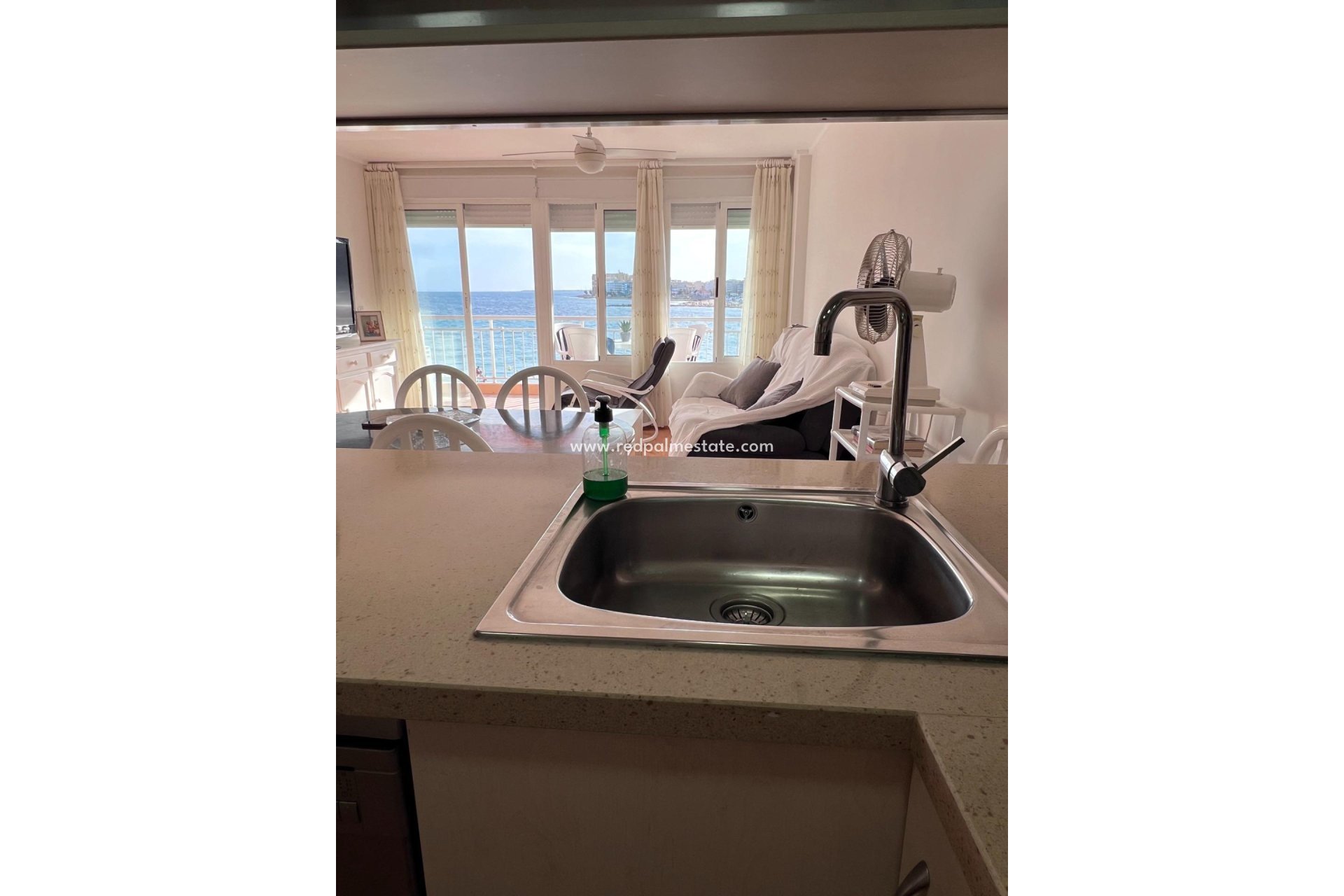 Reventa - Apartmentos -
Torrevieja - Playa de los Locos