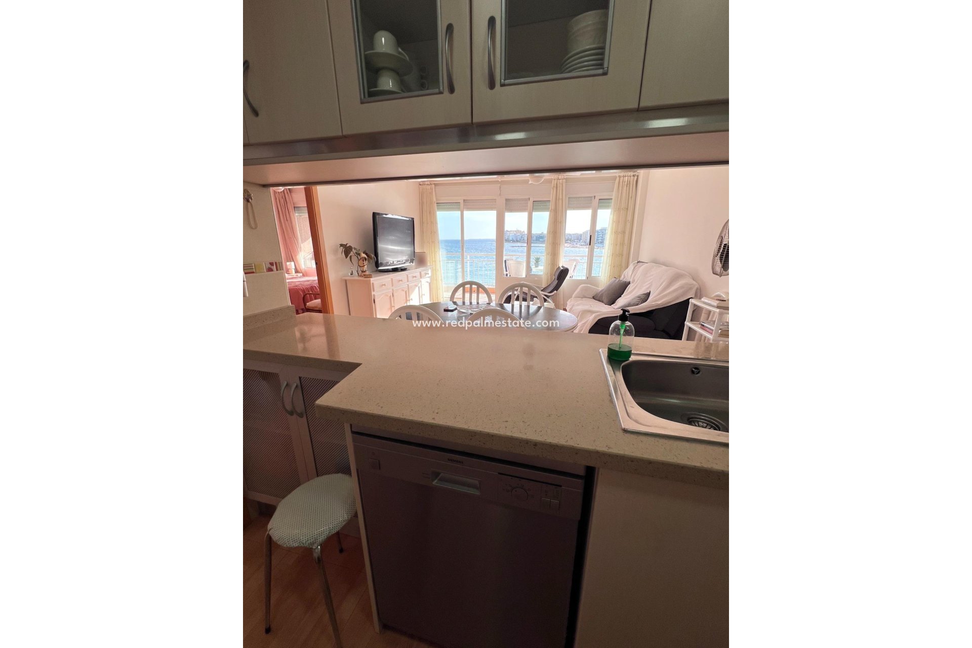 Reventa - Apartmentos -
Torrevieja - Playa de los Locos