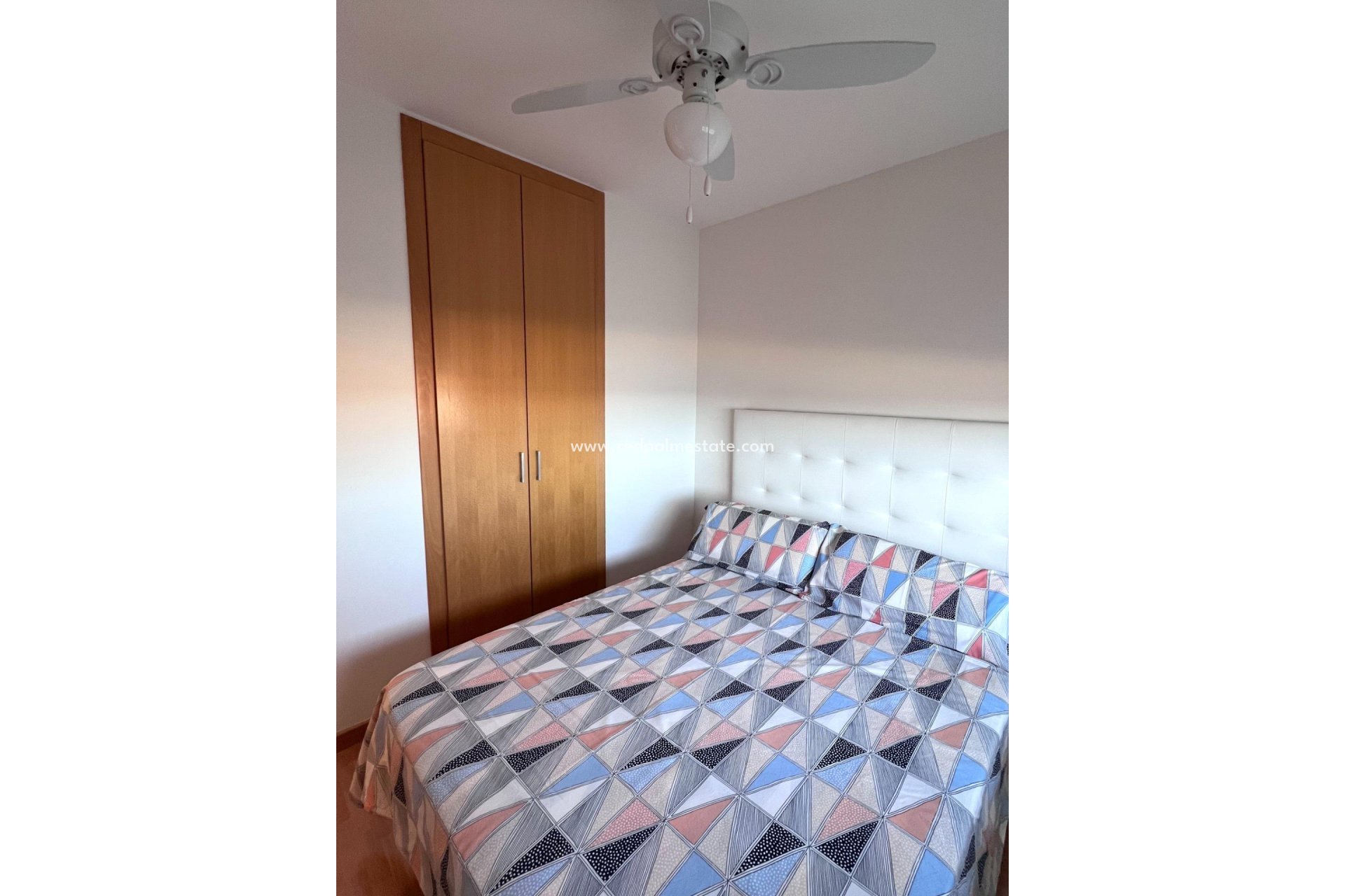 Reventa - Apartmentos -
Torrevieja - Playa de los Locos
