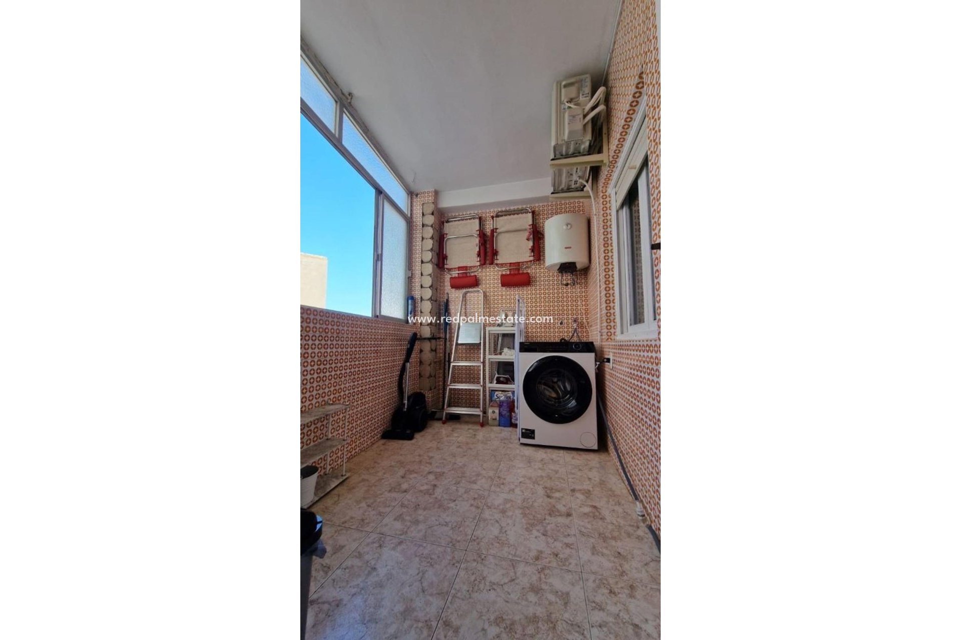 Reventa - Apartmentos -
Torrevieja - Playa de los Locos