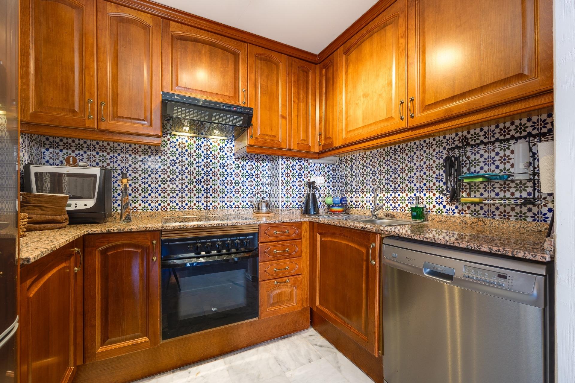 Reventa - Apartmentos -
Torrevieja - Playa de los Locos