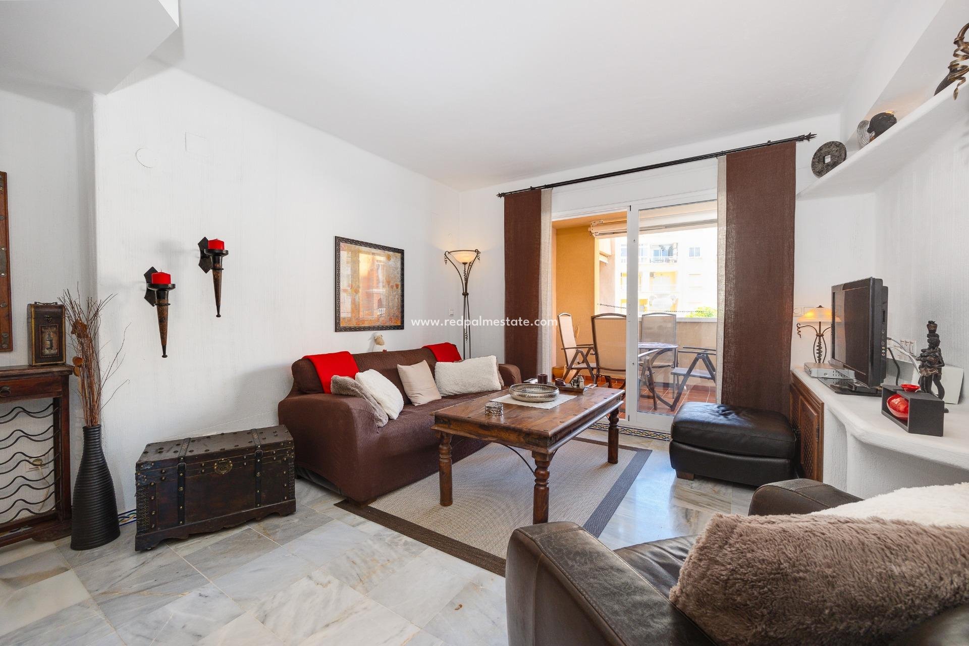 Reventa - Apartmentos -
Torrevieja - Playa de los Locos