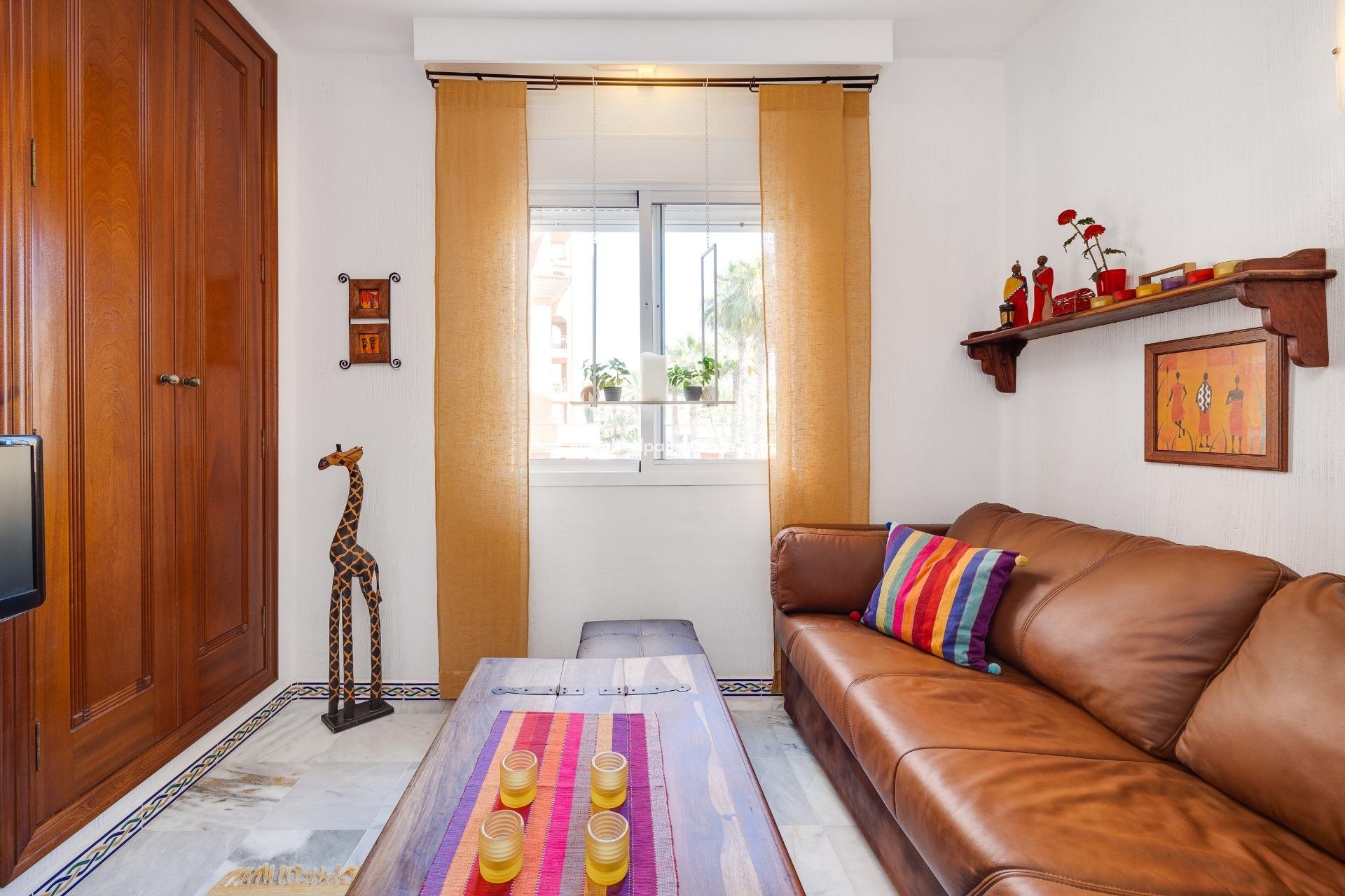 Reventa - Apartmentos -
Torrevieja - Playa de los Locos