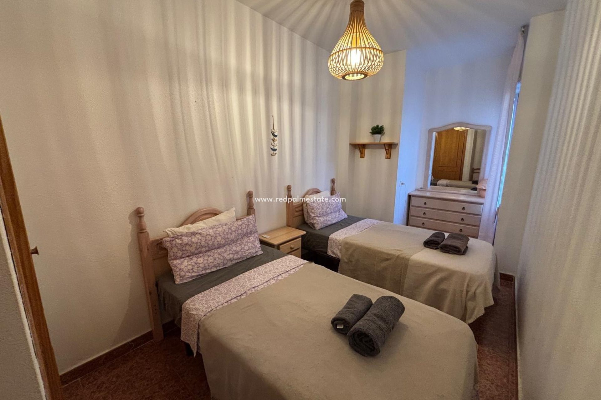 Reventa - Apartmentos -
Torrevieja - Playa de los Locos