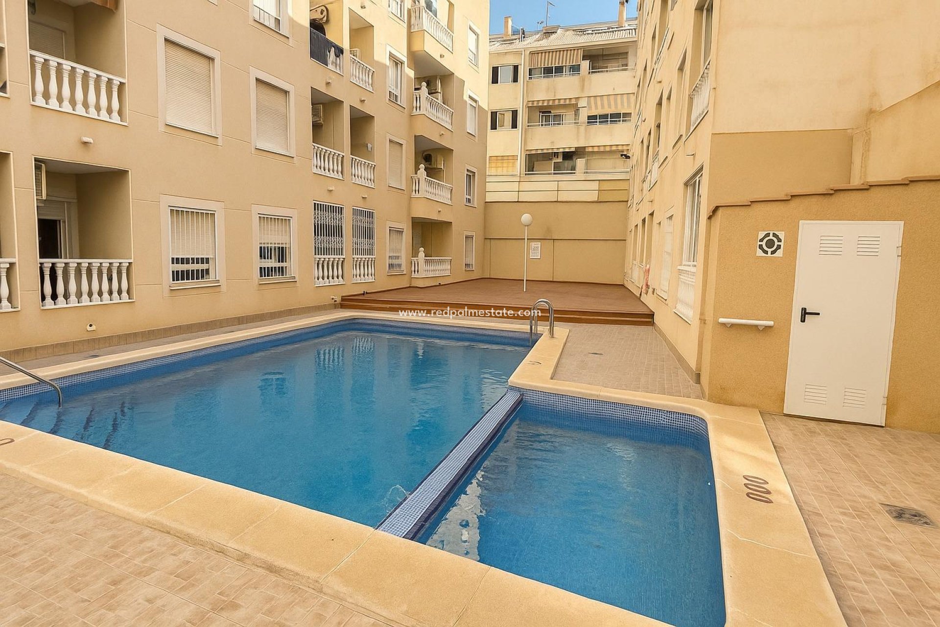 Reventa - Apartmentos -
Torrevieja - Playa de los Locos