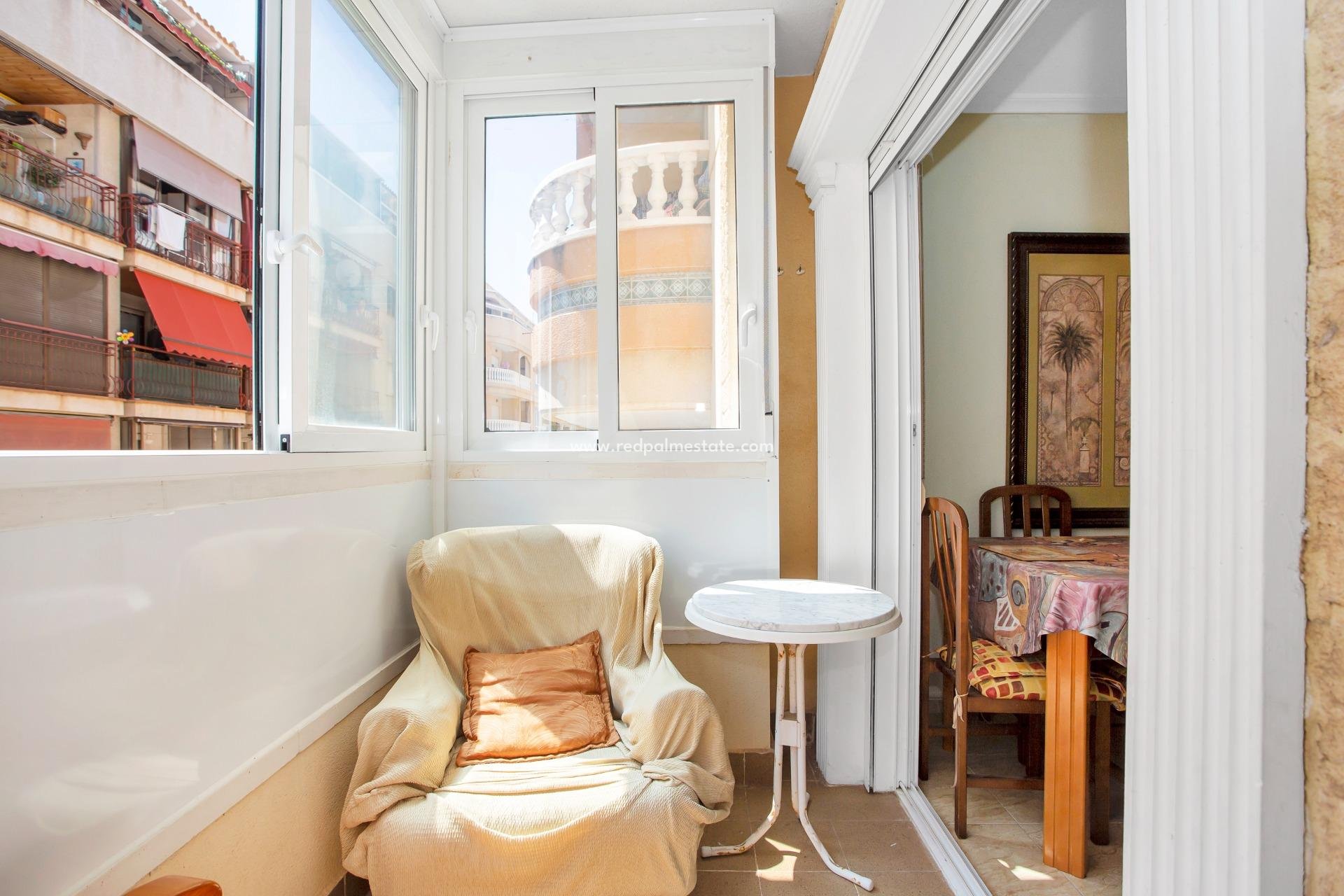 Reventa - Apartmentos -
Torrevieja - Playa de los Locos