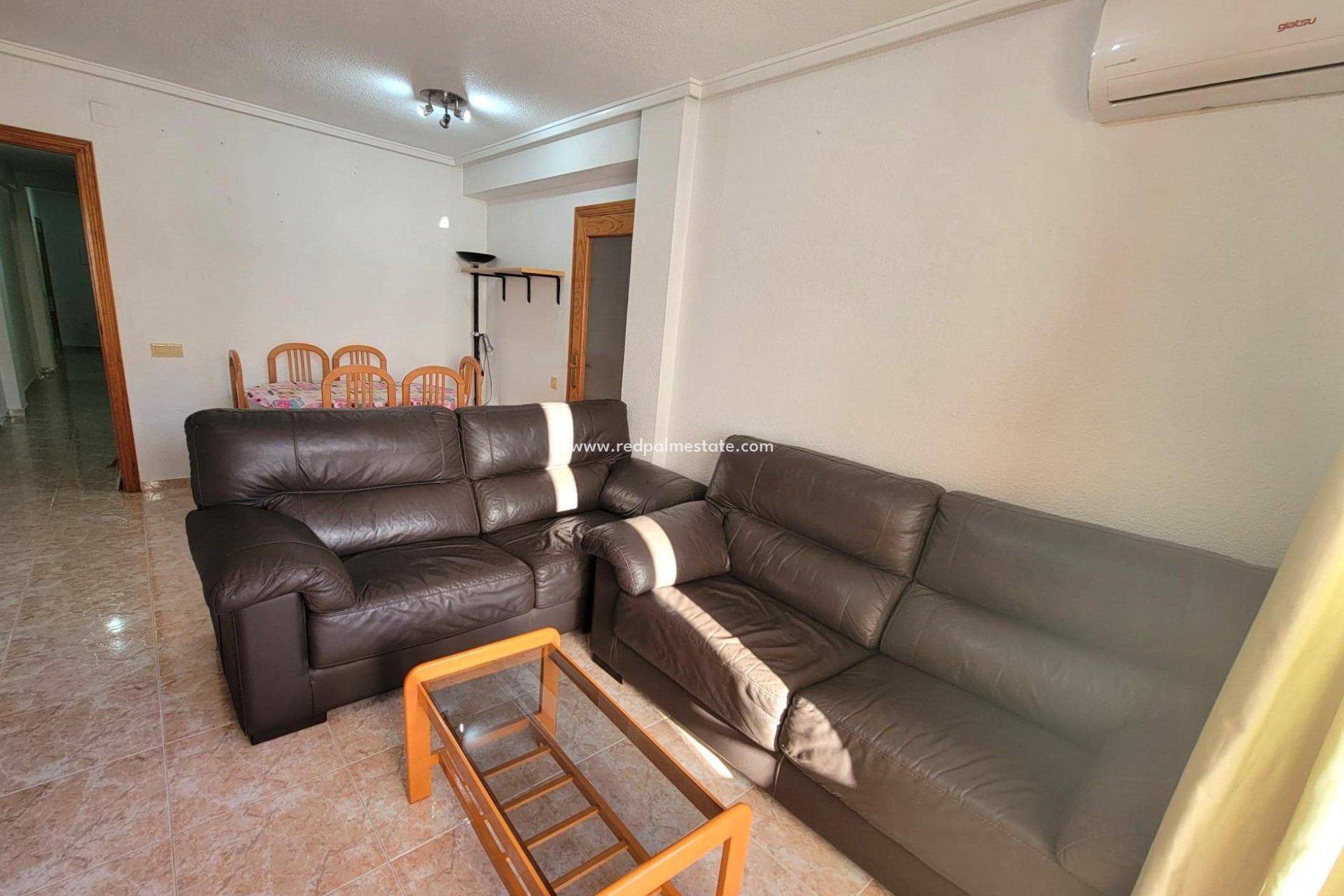 Reventa - Apartmentos -
Torrevieja - Playa de los Locos