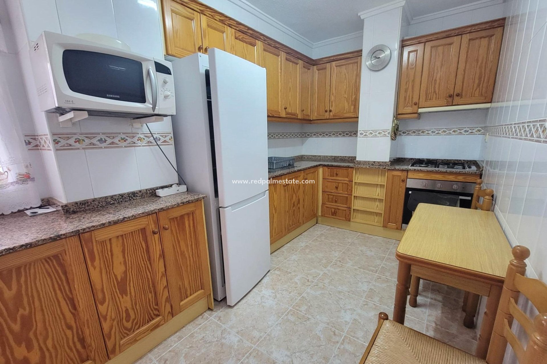 Reventa - Apartmentos -
Torrevieja - Playa de los Locos