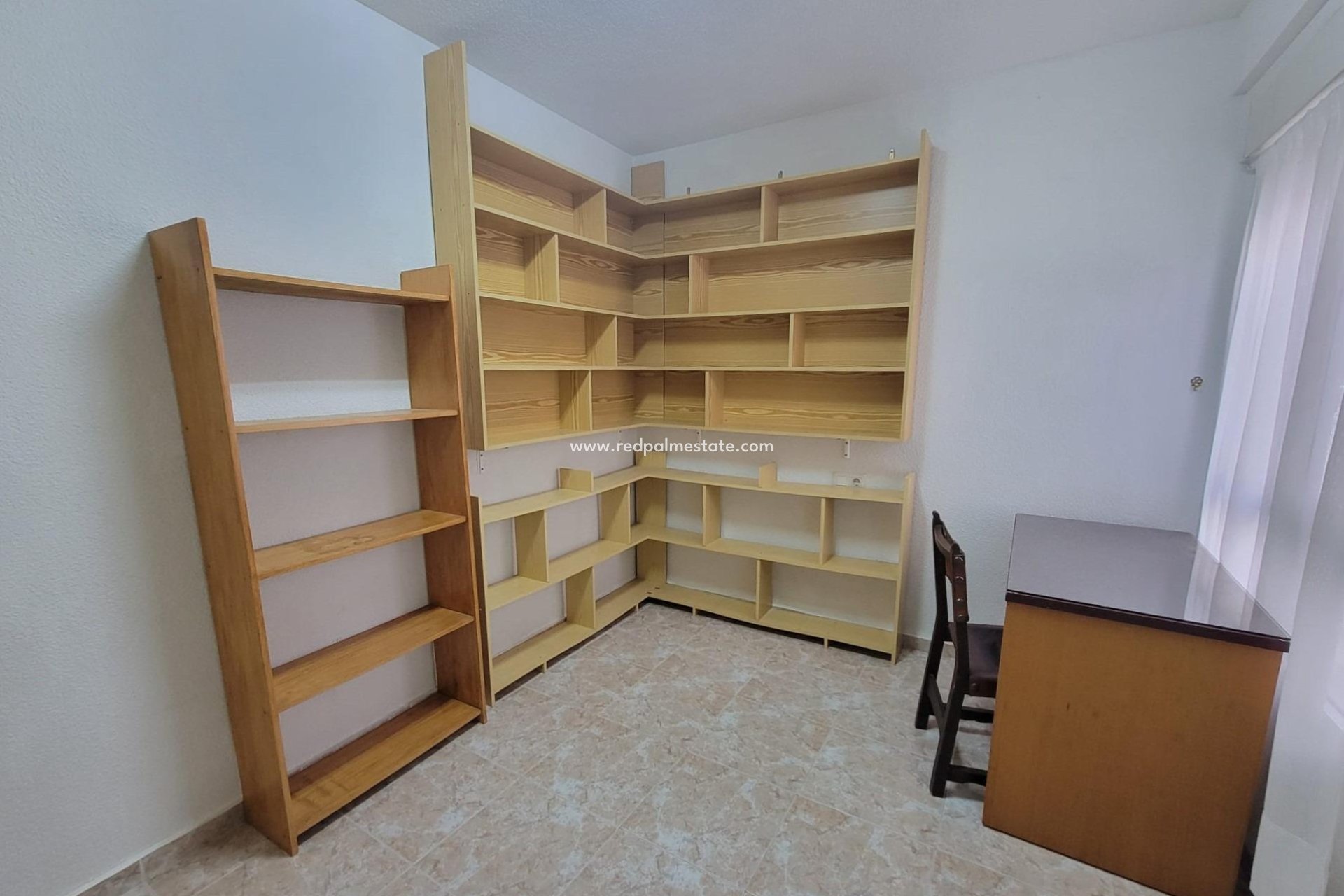 Reventa - Apartmentos -
Torrevieja - Playa de los Locos