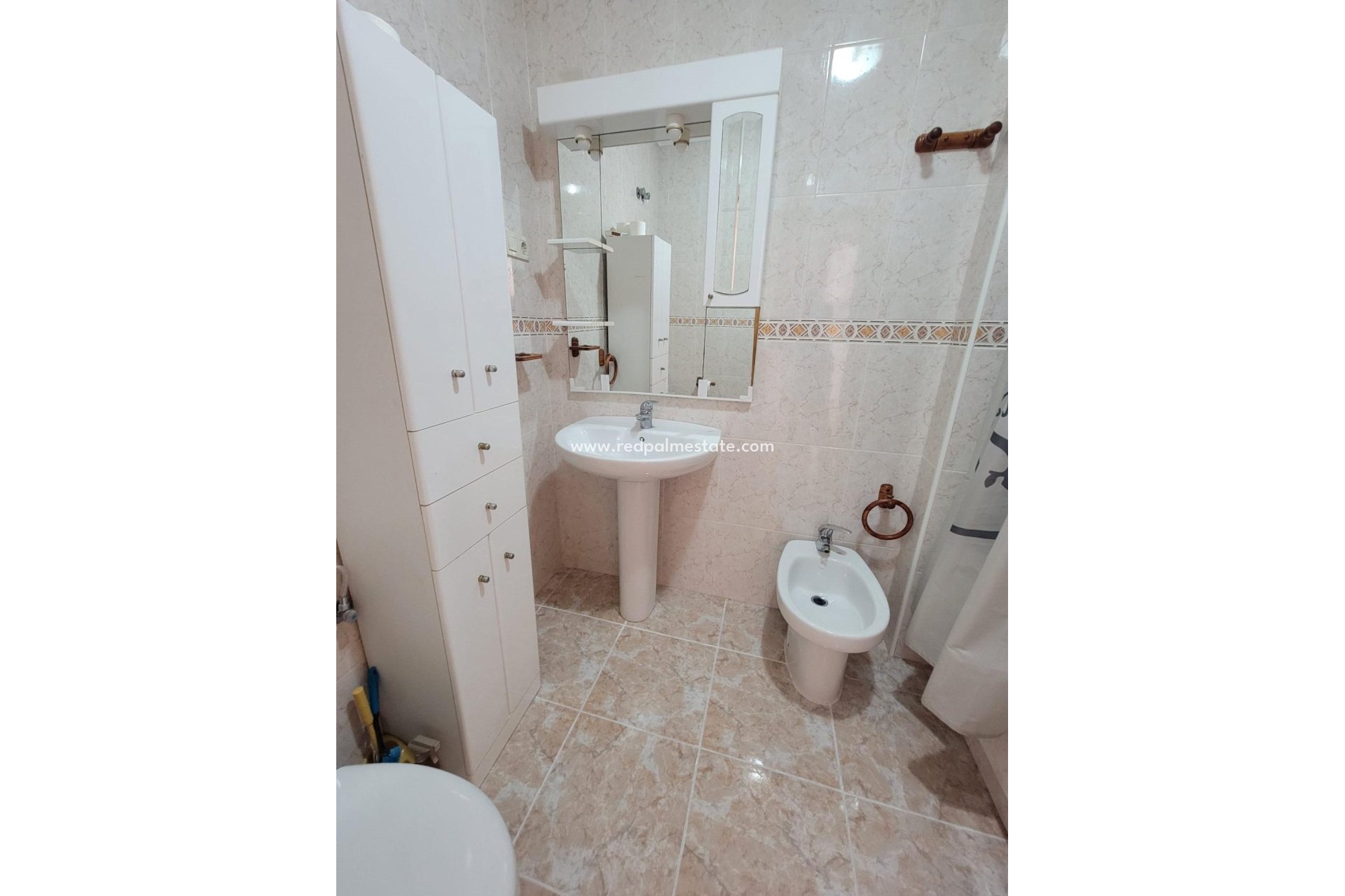 Reventa - Apartmentos -
Torrevieja - Playa de los Locos
