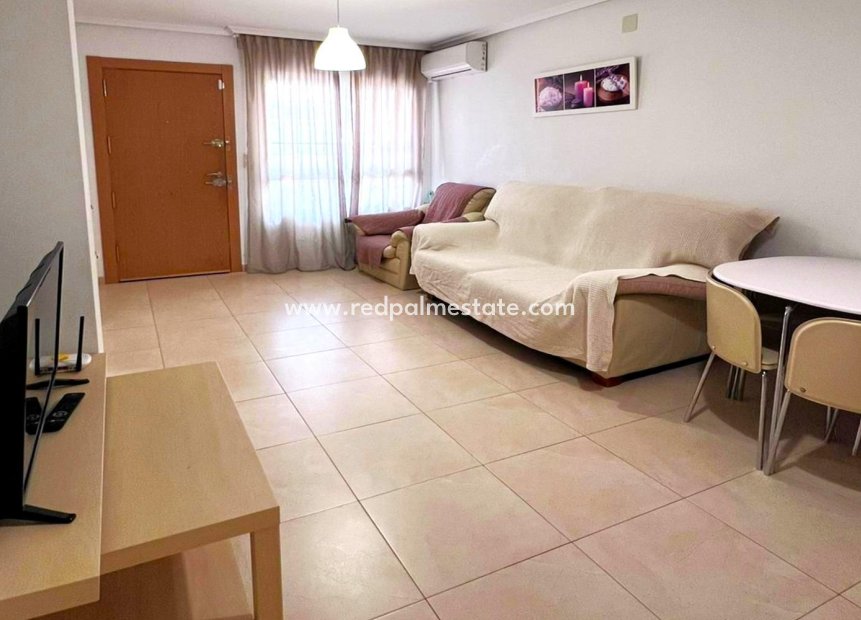 Reventa - Apartmentos -
Torrevieja - Playa de los Locos
