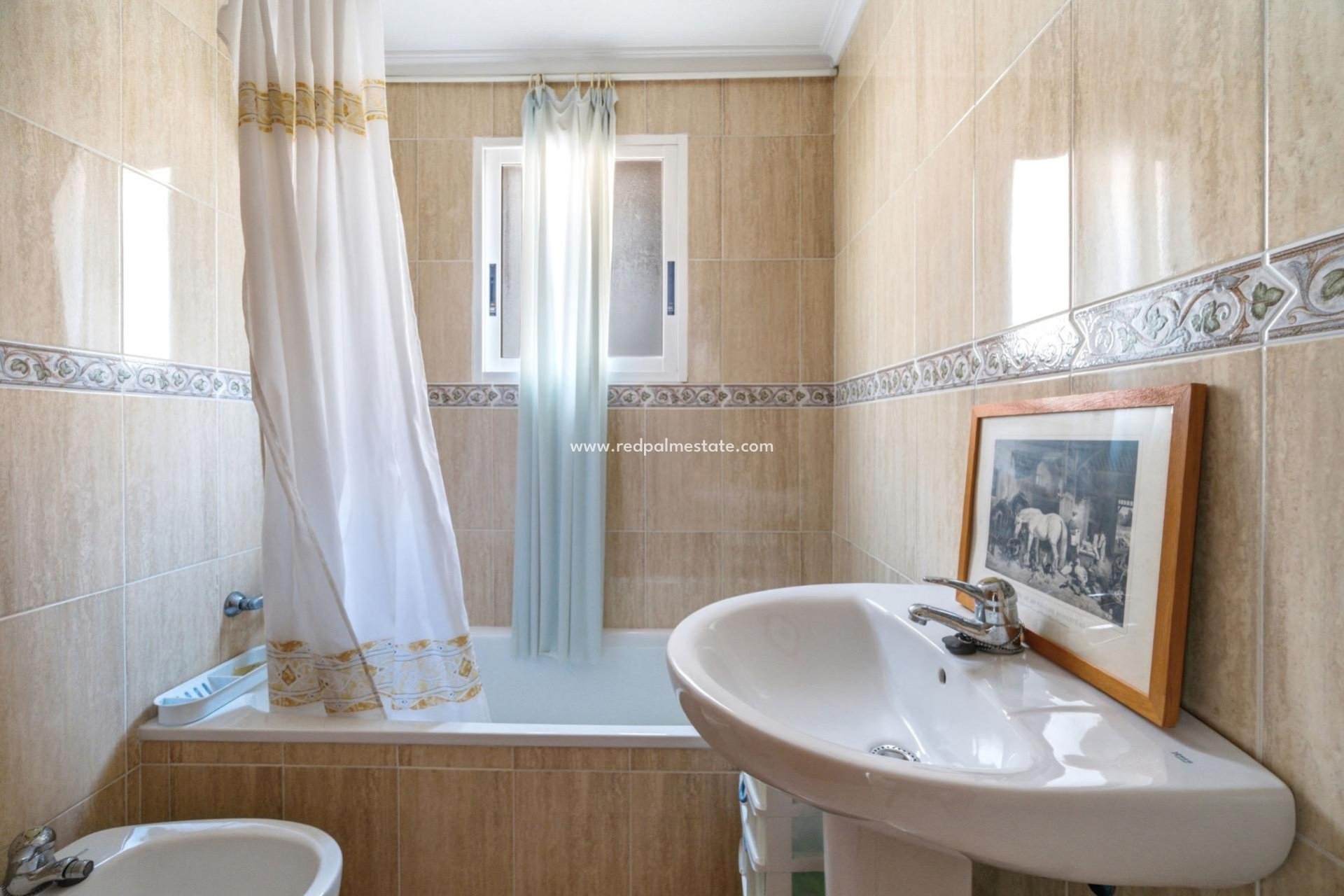 Reventa - Apartmentos -
Torrevieja - Playa de los locos