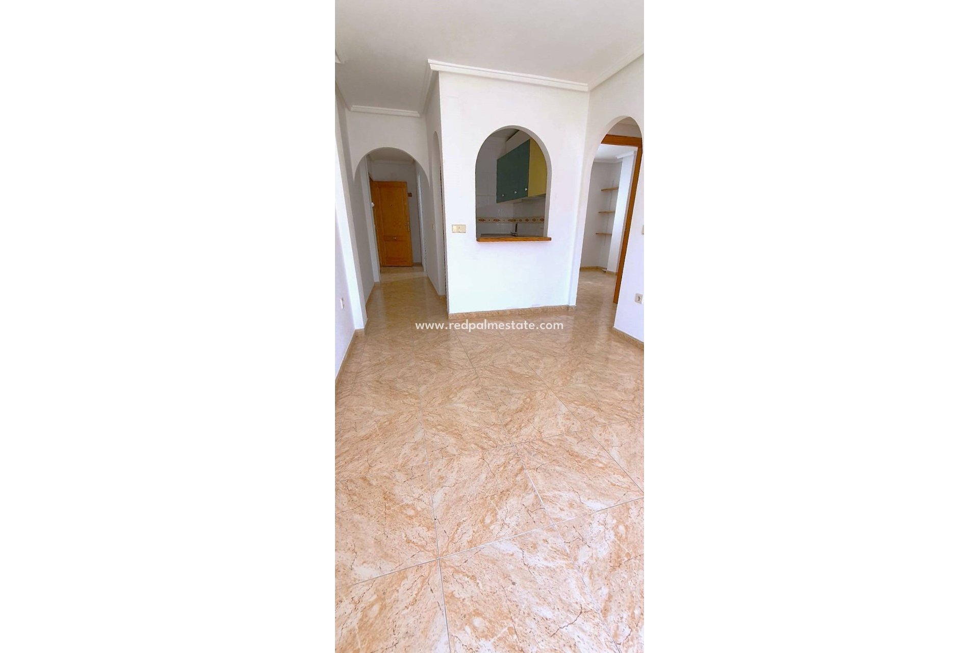 Reventa - Apartmentos -
Torrevieja - Playa de los Locos