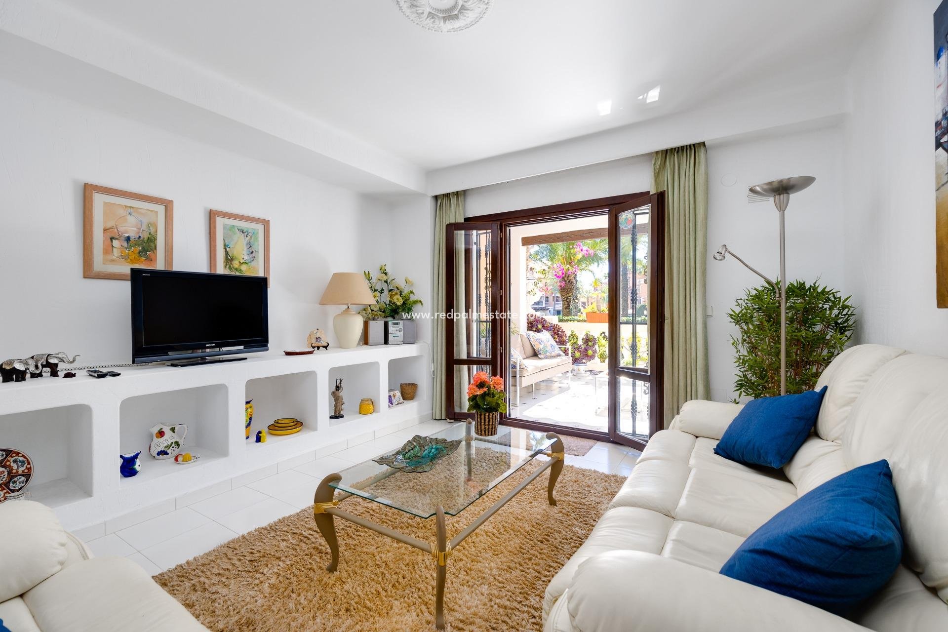 Reventa - Apartmentos -
Torrevieja - Playa de los Locos