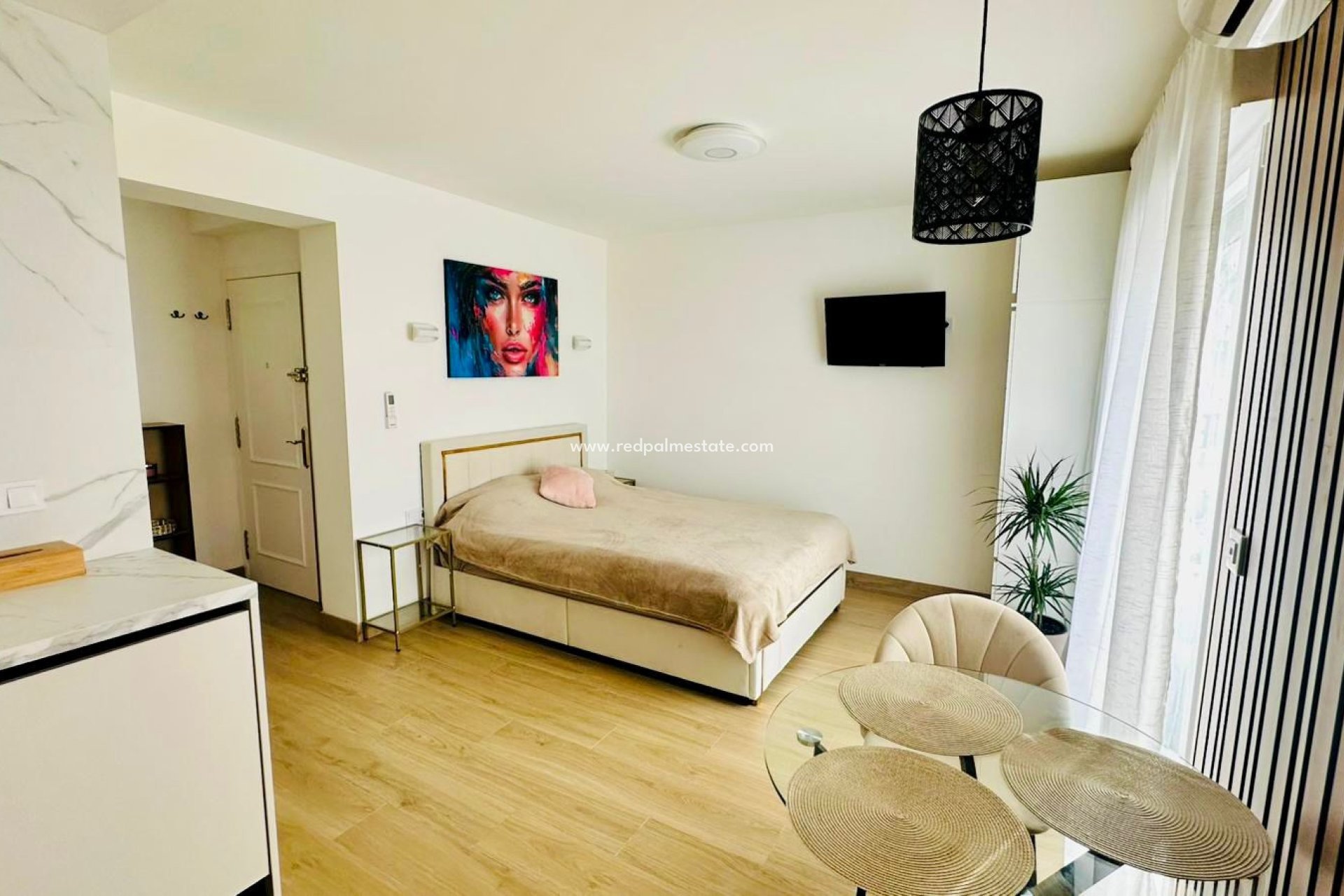 Reventa - Apartmentos -
Torrevieja - Playa de los Locos