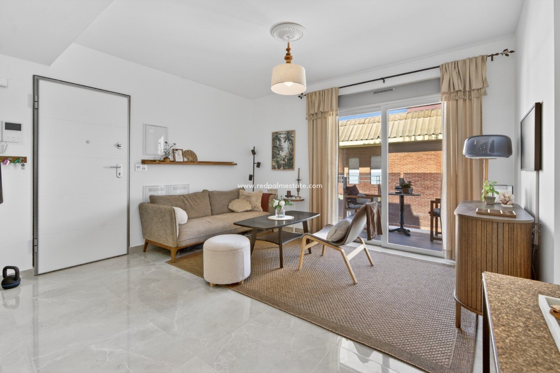 Reventa - Apartmentos -
Torrevieja - Playa de los Locos