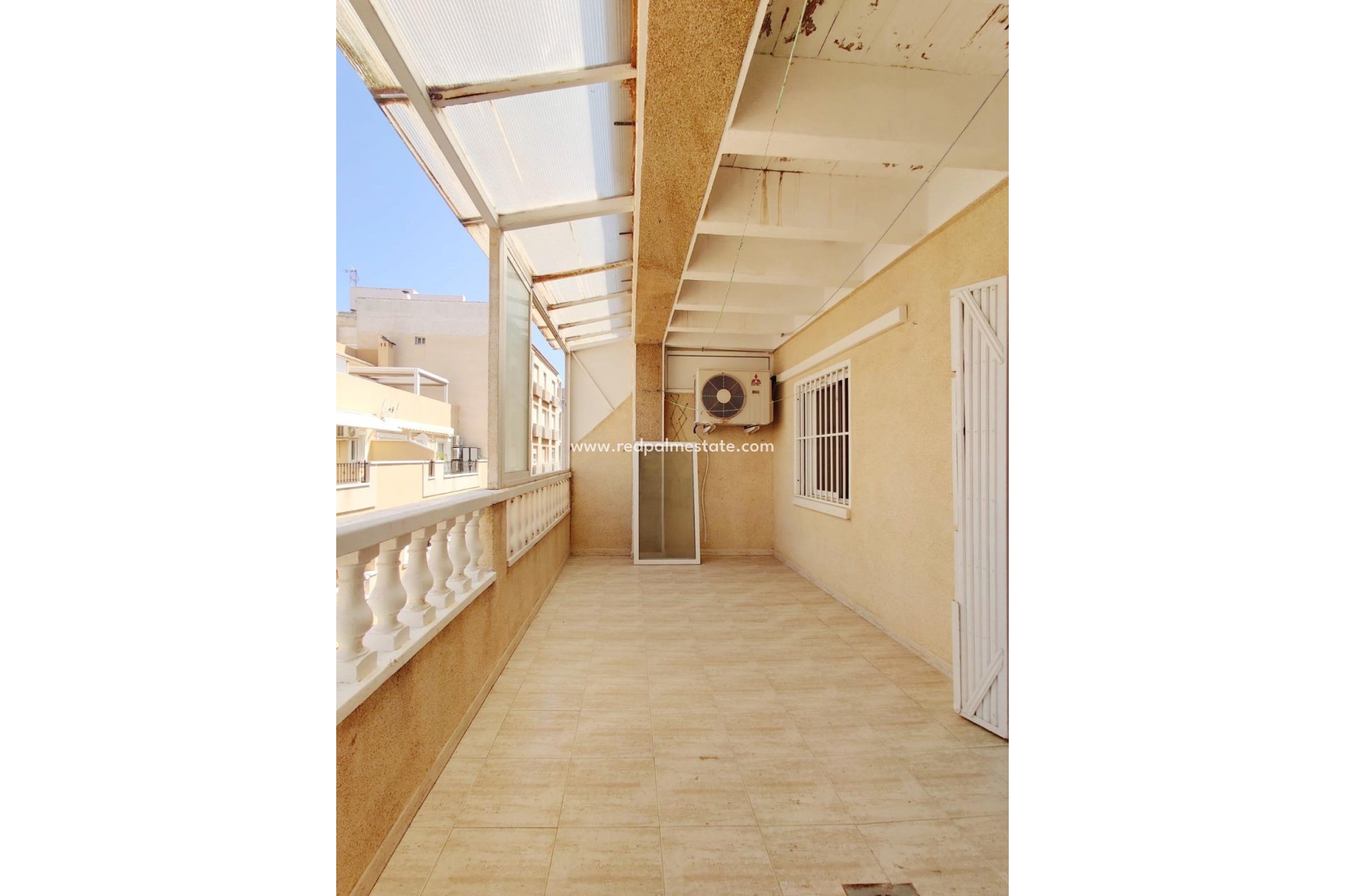 Reventa - Apartmentos -
Torrevieja - Playa de los Locos