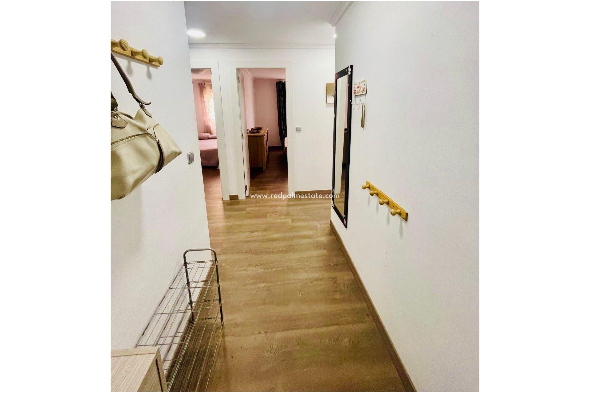 Reventa - Apartmentos -
Torrevieja - Playa de los Naufragos