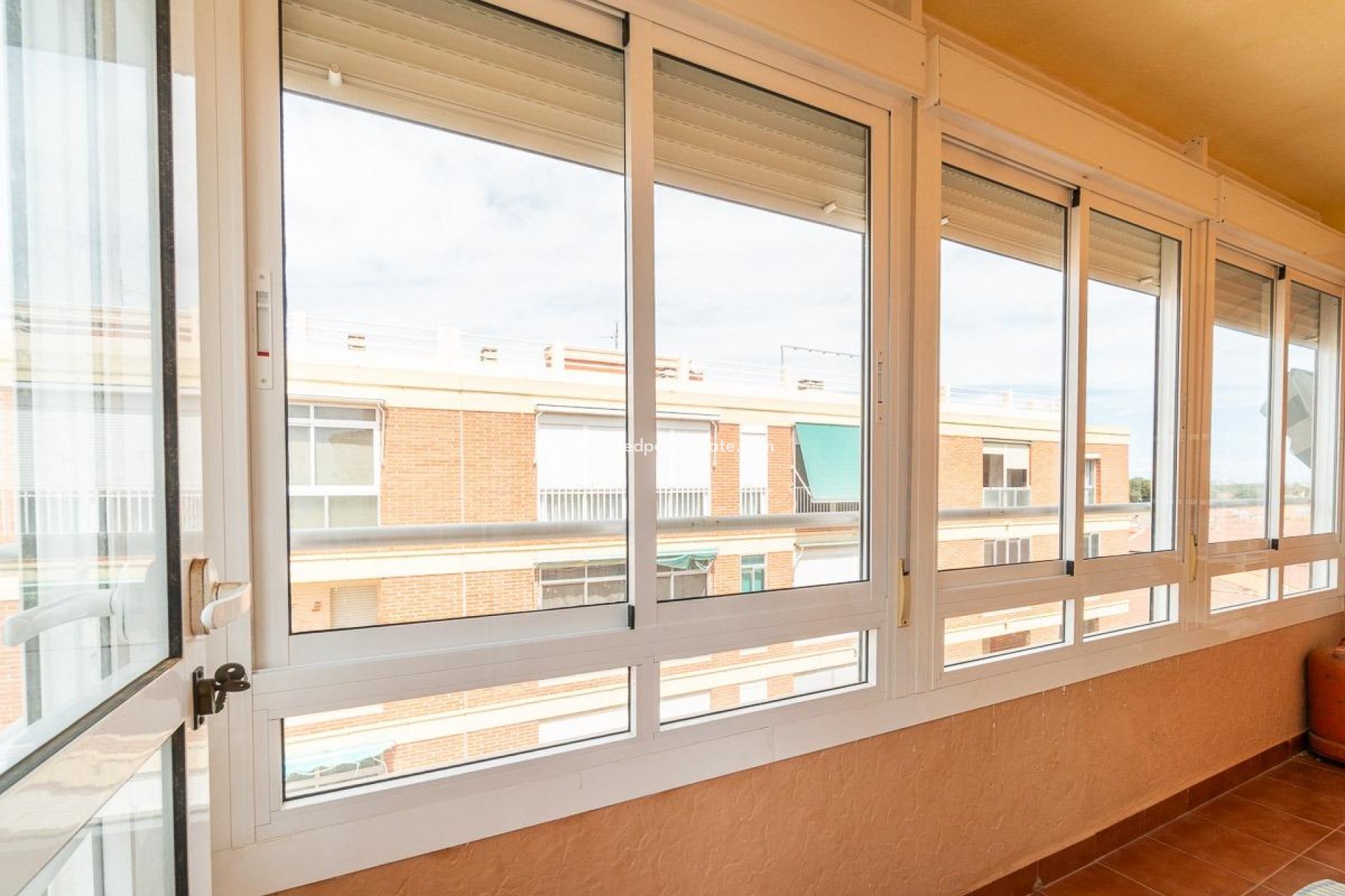 Reventa - Apartmentos -
Torrevieja - Playa de los Naufragos