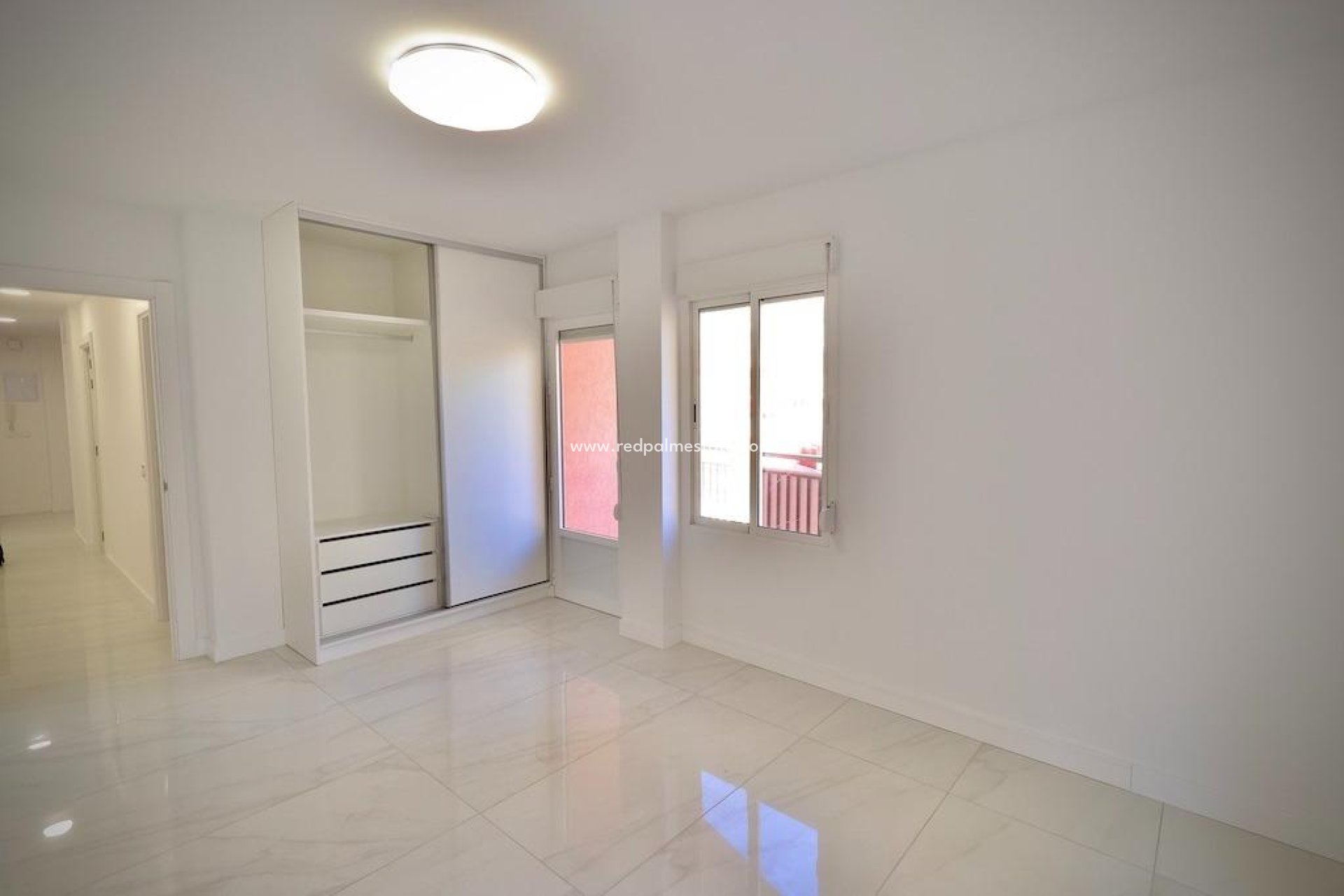 Reventa - Apartmentos -
Torrevieja - Playa del cura