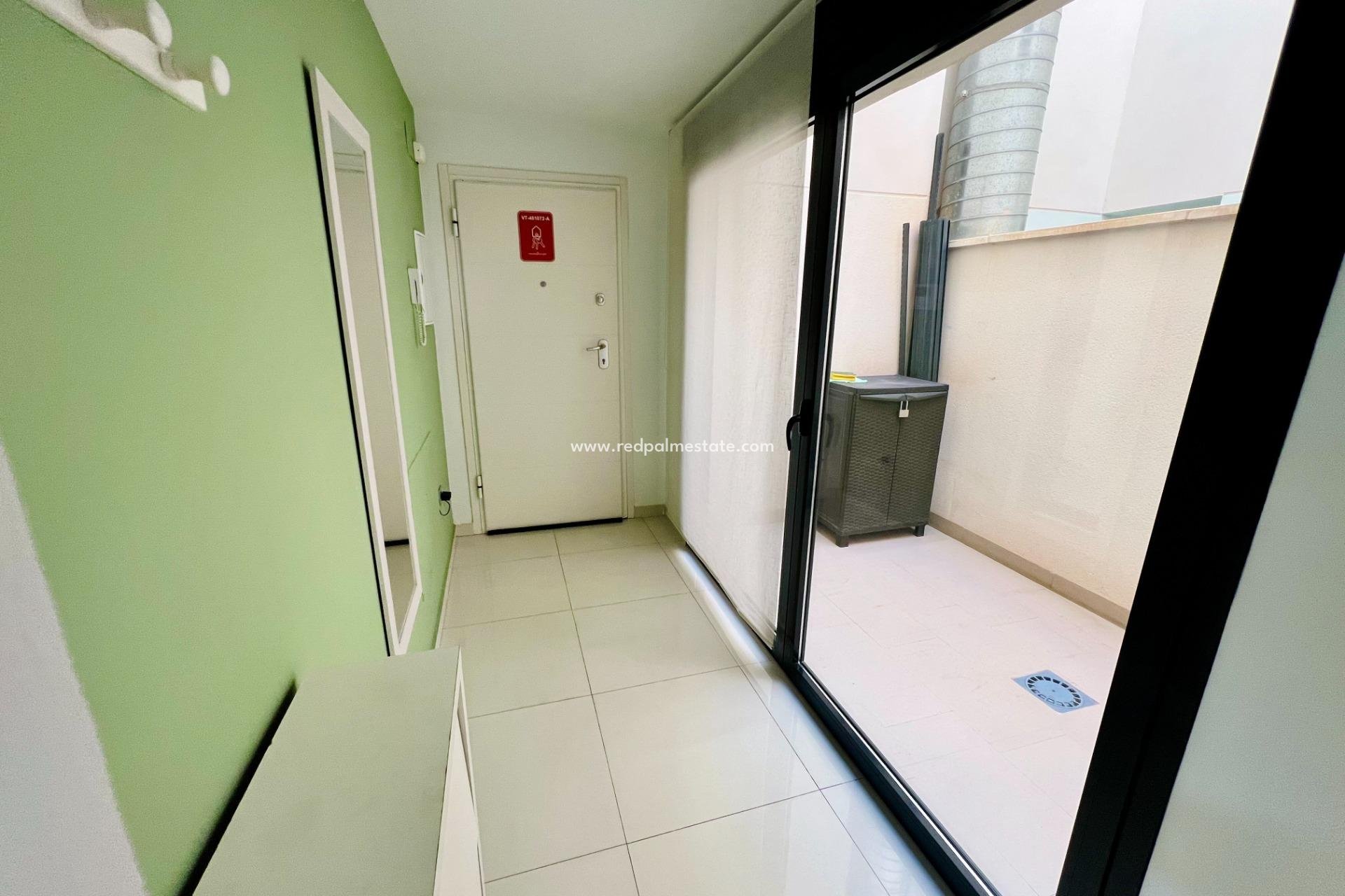 Reventa - Apartmentos -
Torrevieja - Playa del Cura