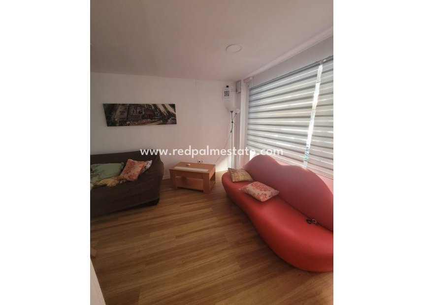 Reventa - Apartmentos -
Torrevieja - Playa del cura