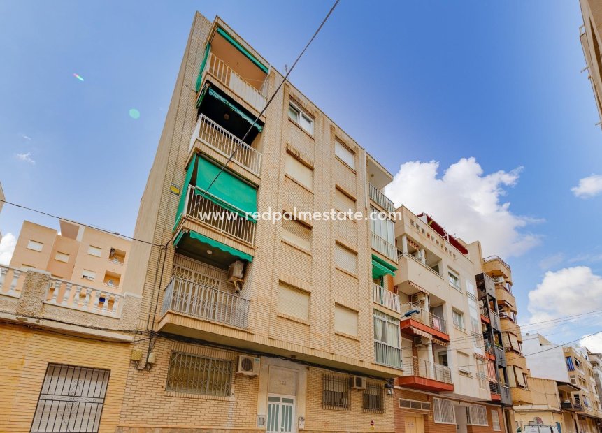 Reventa - Apartmentos -
Torrevieja - Playa del cura