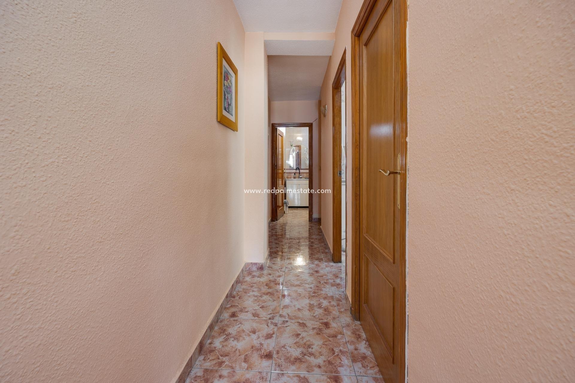 Reventa - Apartmentos -
Torrevieja - Playa del cura