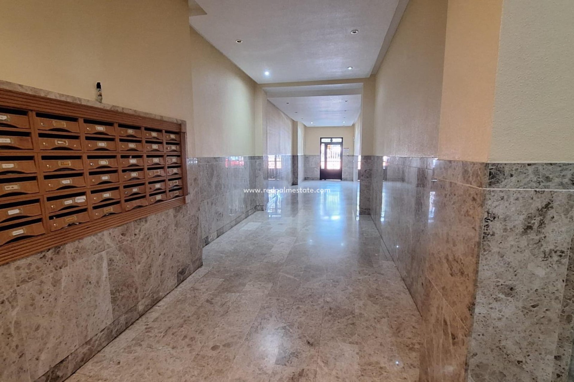 Reventa - Apartmentos -
Torrevieja - Playa del Cura