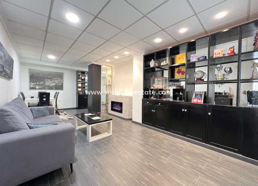 Reventa - Apartmentos -
Torrevieja - Playa del Cura