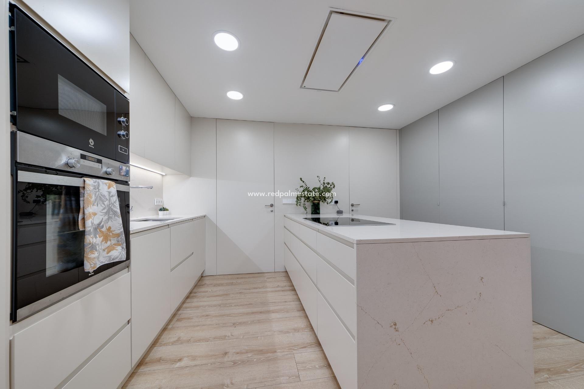 Reventa - Apartmentos -
Torrevieja - Playa del Cura