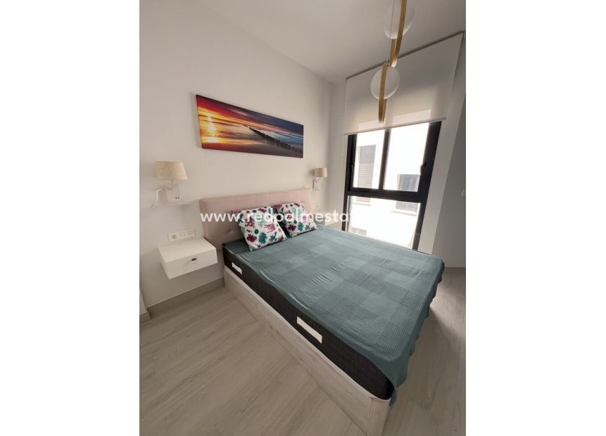 Reventa - Apartmentos -
Torrevieja - Playa del Cura