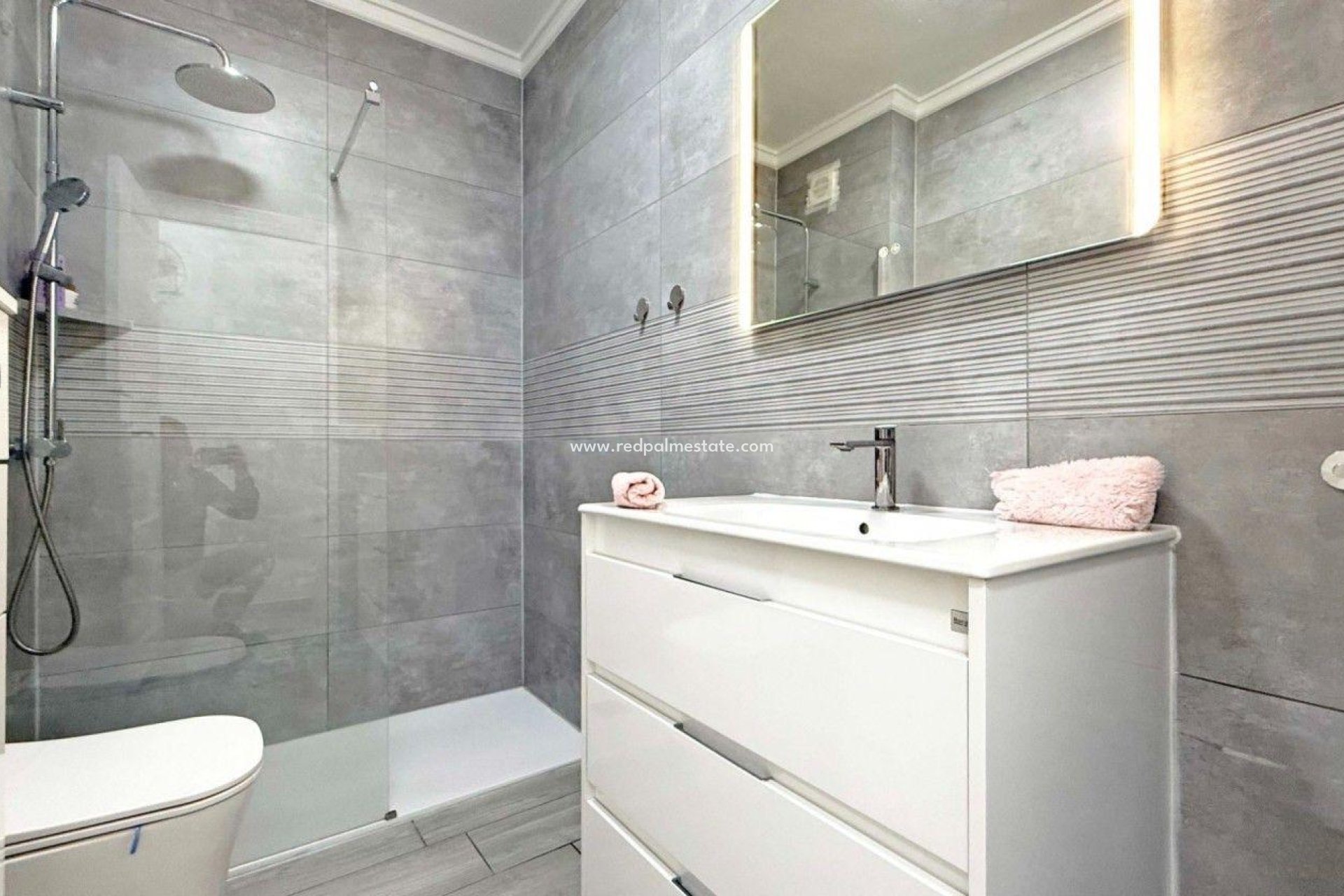 Reventa - Apartmentos -
Torrevieja - Playa del Cura