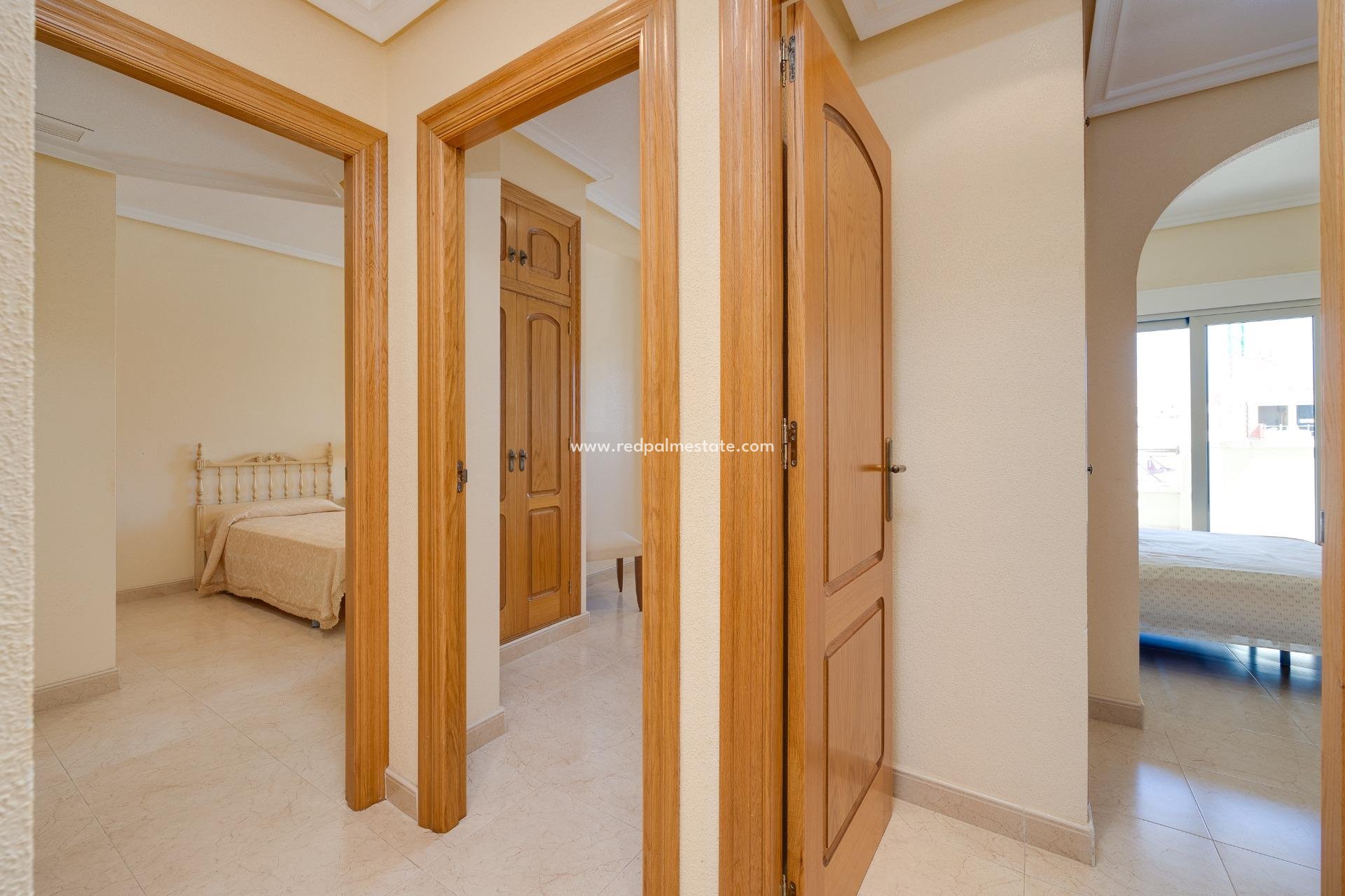 Reventa - Apartmentos -
Torrevieja - Playa del Cura