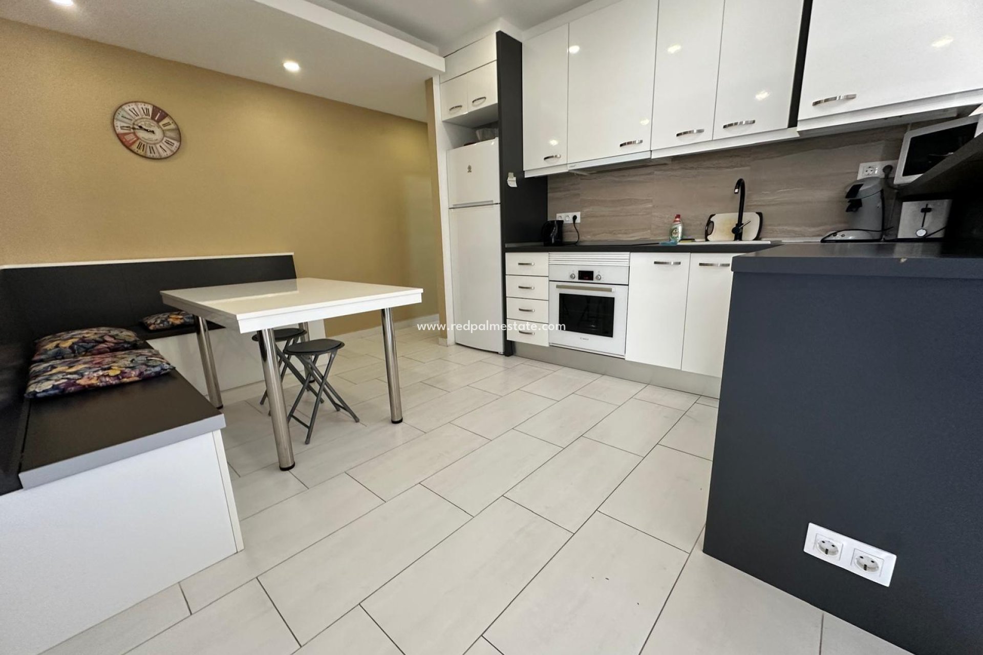 Reventa - Apartmentos -
Torrevieja - Playa del Cura