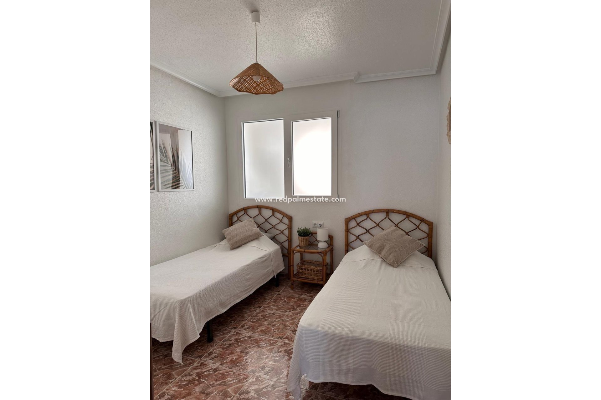 Reventa - Apartmentos -
Torrevieja - Playa del cura