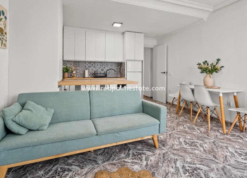 Reventa - Apartmentos -
Torrevieja - Playa del Cura