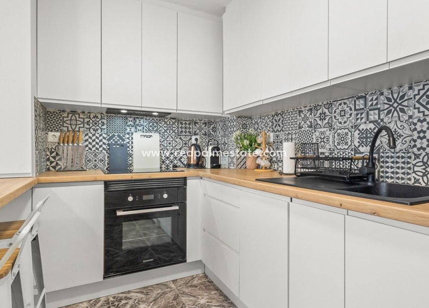 Reventa - Apartmentos -
Torrevieja - Playa del Cura