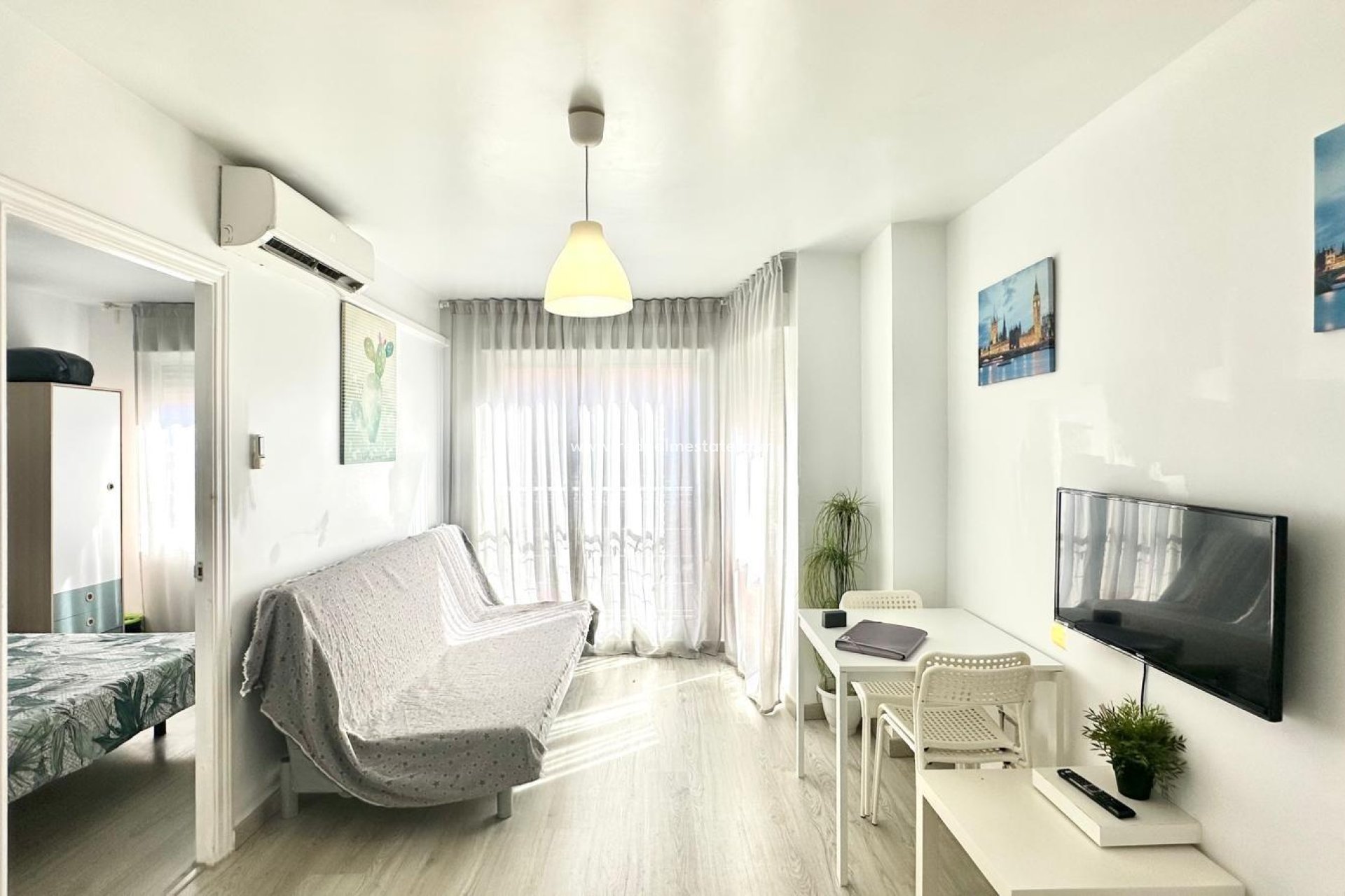 Reventa - Apartmentos -
Torrevieja - Playa del Cura