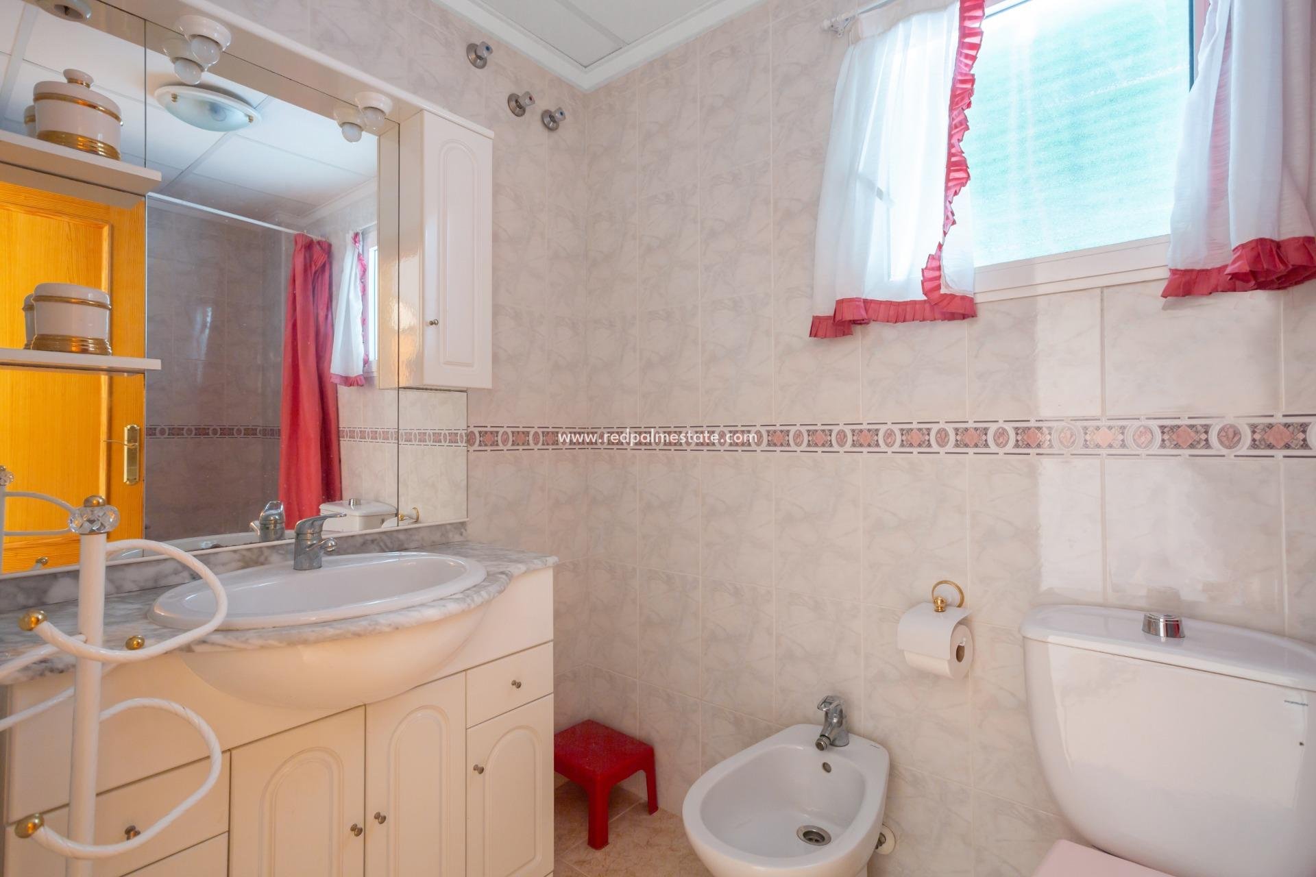 Reventa - Apartmentos -
Torrevieja - Playa del Cura