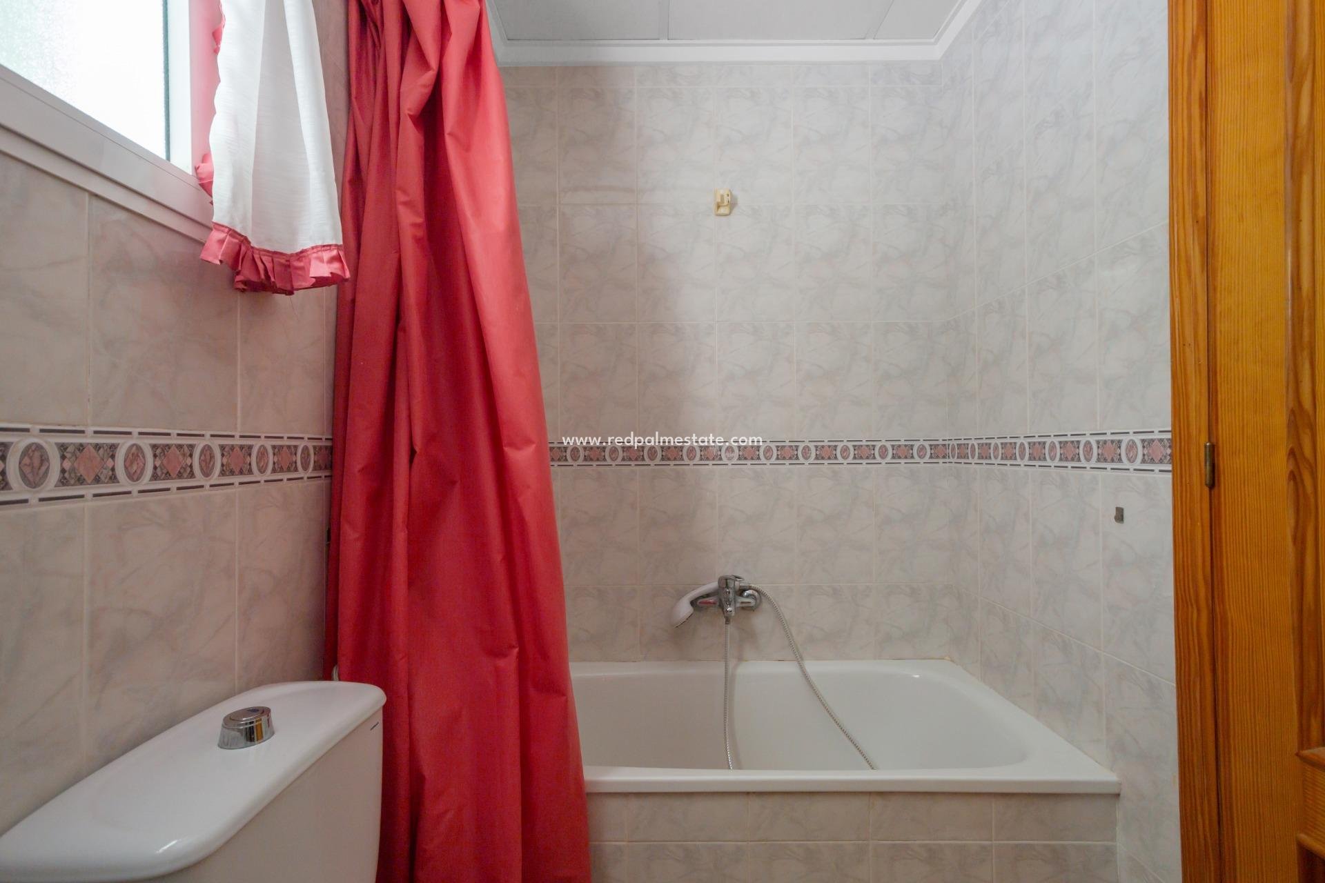 Reventa - Apartmentos -
Torrevieja - Playa del Cura